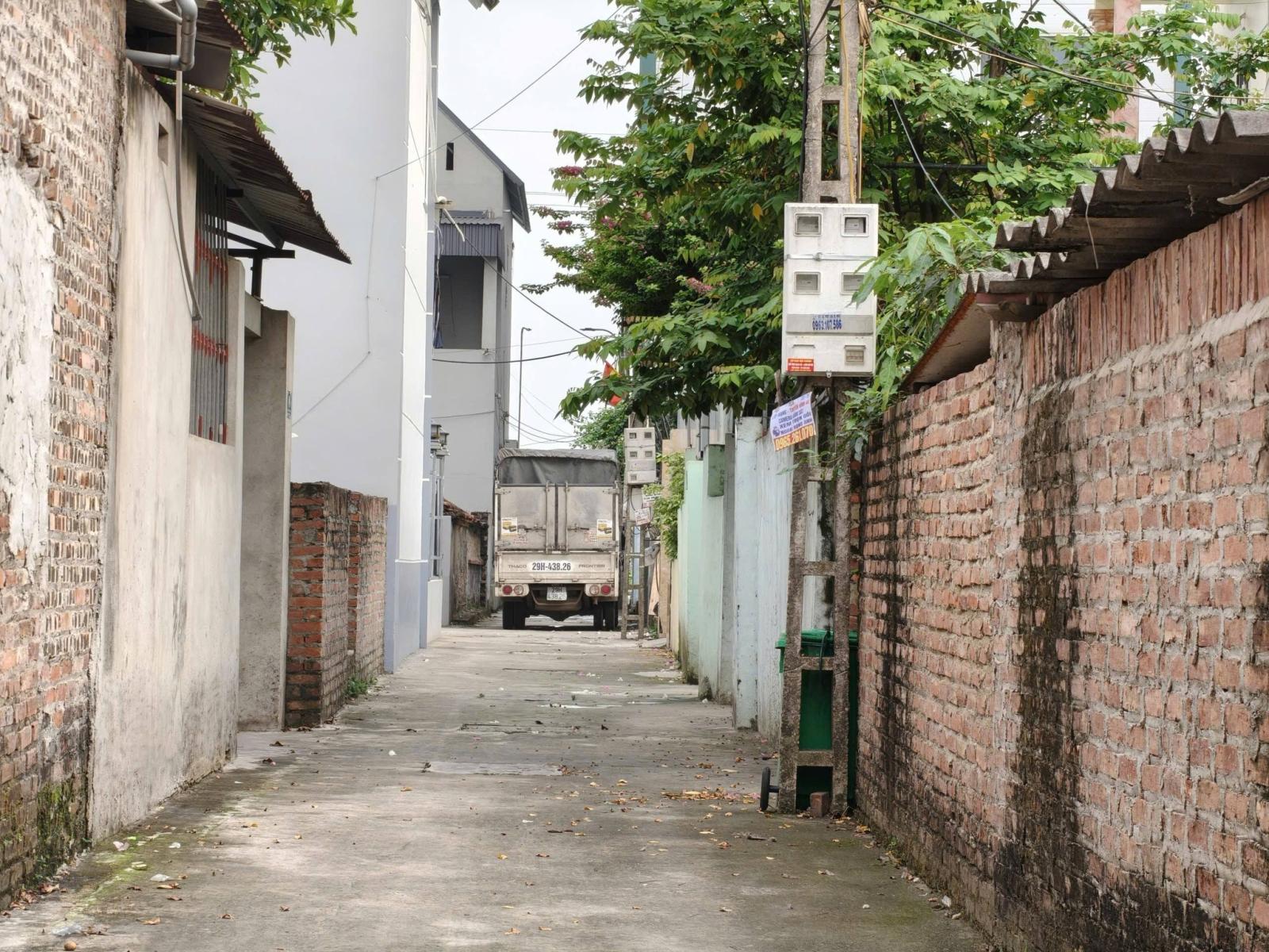 Chủ tìm khách đất Đông Lai 120m2, mt8m, 4.65 tỷ, Sóc Sơn, ô tô tải thông ngõ bàn cờ. 15995021