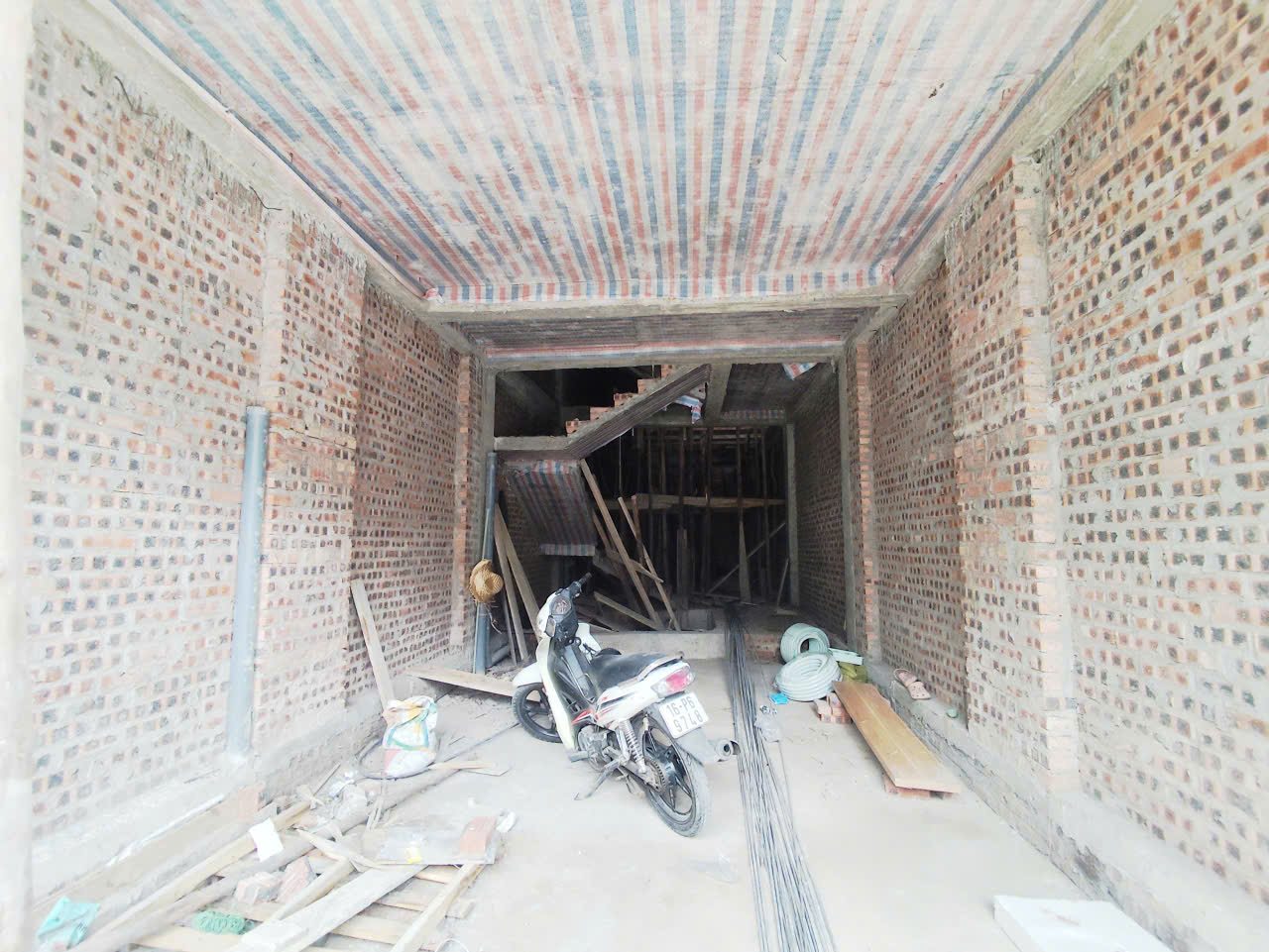 ⭐⭐Nhà mặt ngõ Khúc Thừa Dụ - 60m 4 tầng - Thang Máy - ô.tô tránh nhau 15995022