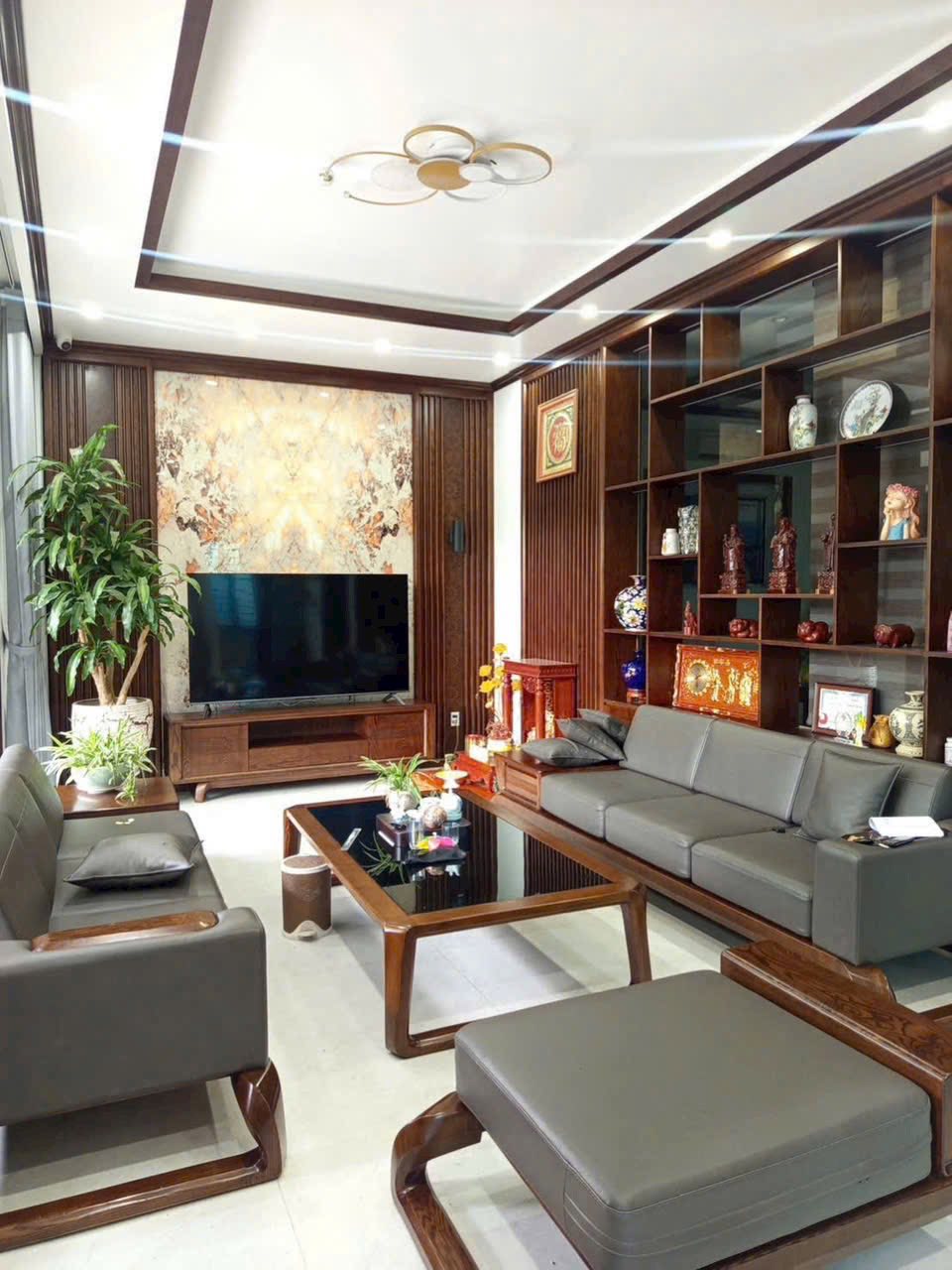 Bán căn biệt thự 3.5 tầng khu Đỉnh Long, ph Tân Bình, TP HD, 195.75m2, mt 11.5m, chỉ 1x tỷ 15995025