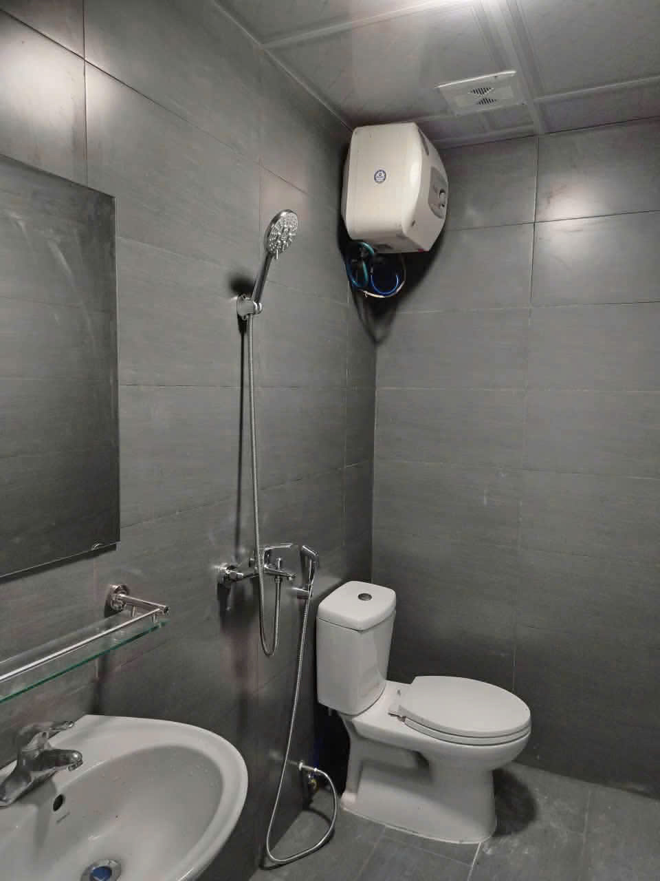 ⭐⭐Mặt đường Hào Khê - 130m - Mặt tiền 4.8m - gần Lạch Tray kinh doanh đẹp 15995031