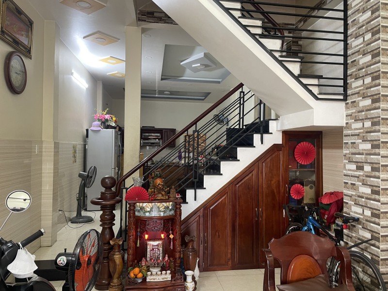 Bán nhà đường Lê Thị Hoa, Bình Chiểu, Thủ Đức, TP HCM. DT 71m2, 3 tầng. Giá  5.85 tỷ, SHR - 15995039