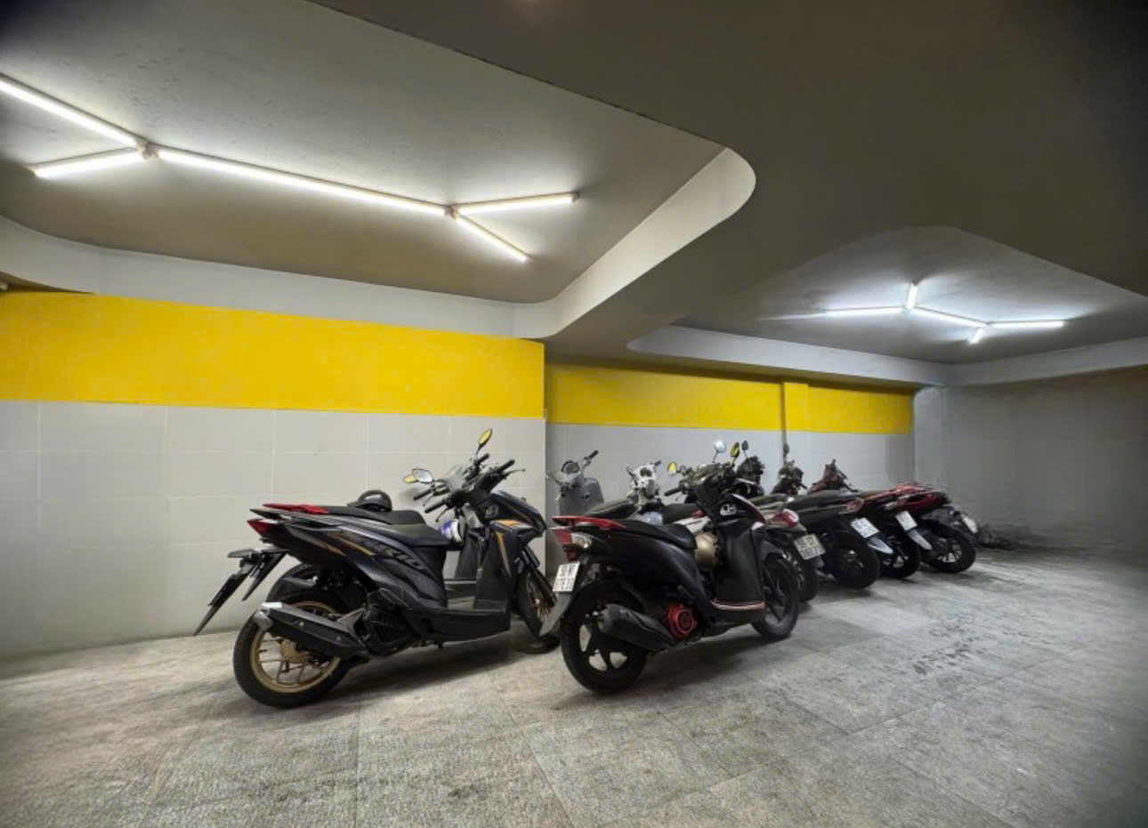 Bán CHDV 6 lầu +hầm hẻm 702 Hồng Bàng Q11 ngang 6.5m 143m2 T.máy 12PN TN 100tr chỉ 27 tỷ 15995069