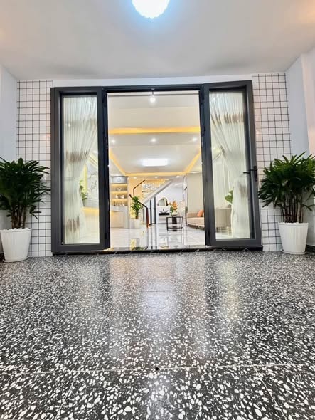 HẺM HUỲNH TẤN PHÁT KẾ BÊN QUẬN 7 - NHÀ MỚI TINH - 2 TẦNG ĐỦ NỘI THẤT - KHU DÂN CƯ HIỆN HỮU 15995077