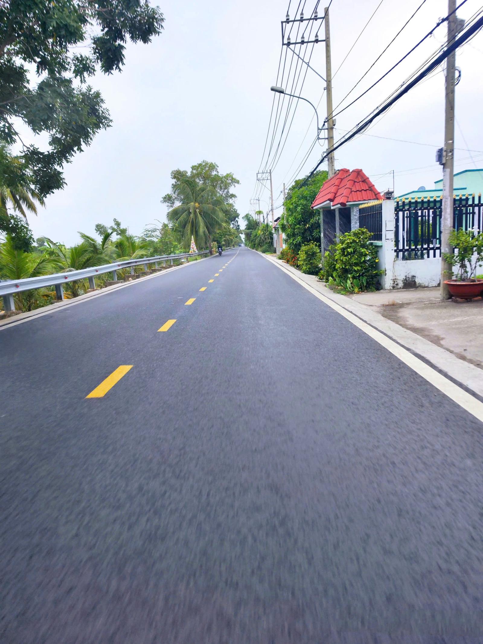 CẦN BÁN 1664M2 ĐẤT THỔ CƯ ĐƯỜNG XE TẢI TỚI ĐẤT 15995093