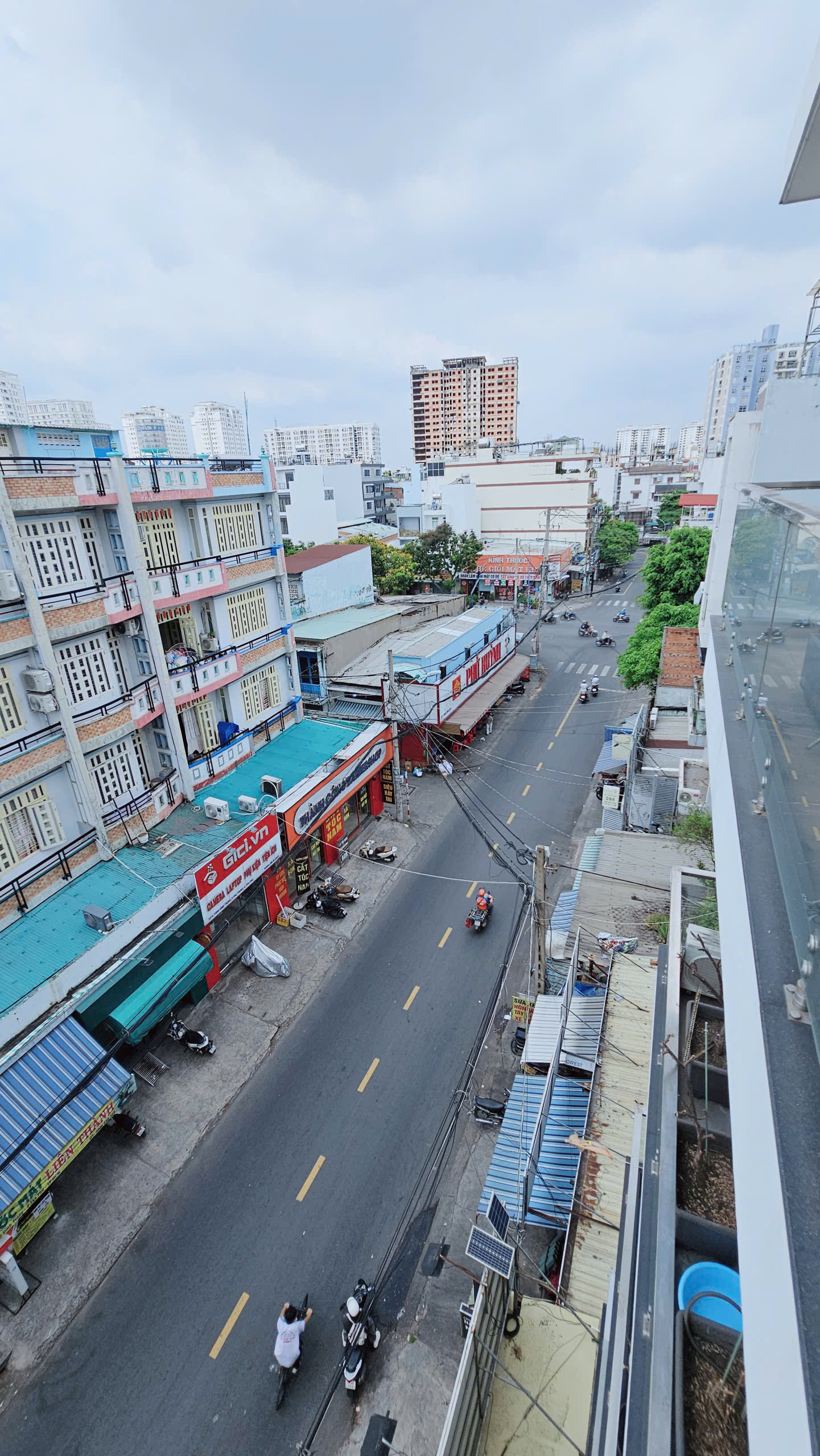 BIỆT THỰ MẶT TIỀN 276 TRỊNH ĐÌNH TRỌNG – 5 TẦNG THANG MÁY – 800M² SỬ DỤNG – CHỈ 42 TỶ 15995095