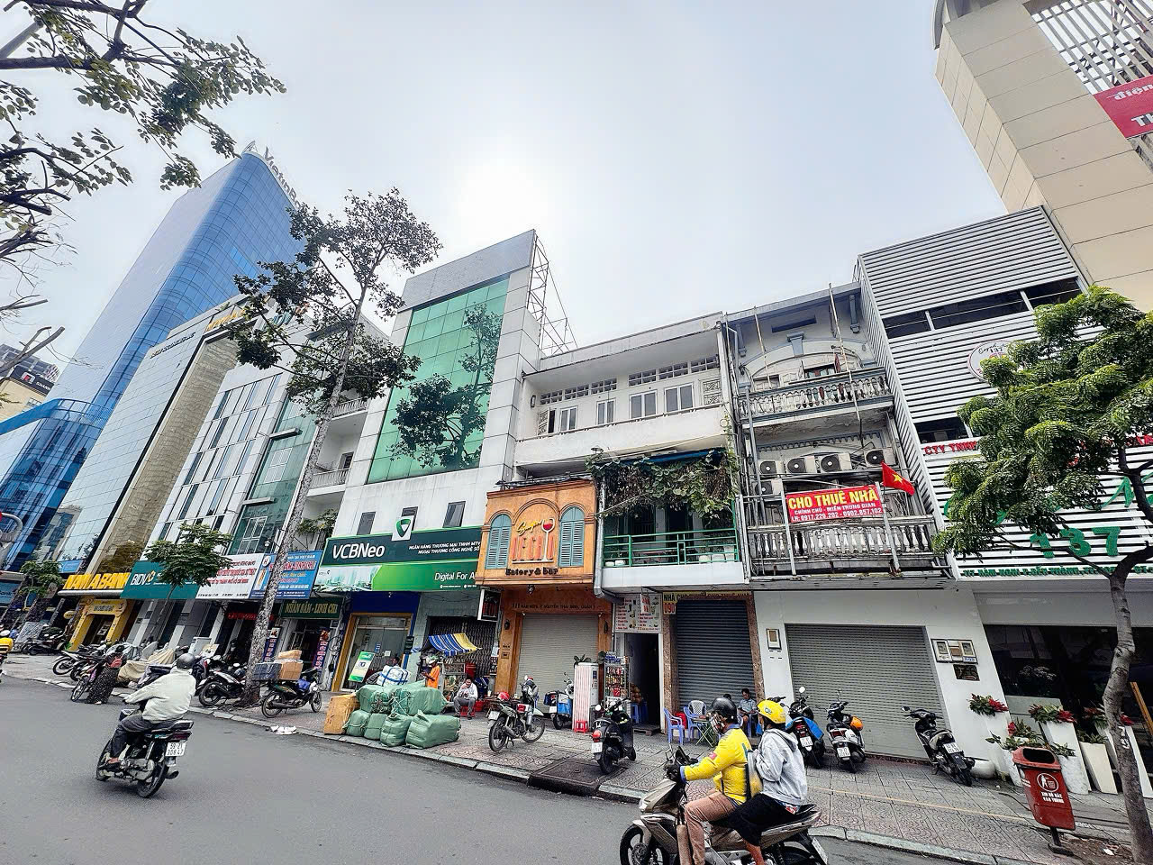 SIÊU PHẨM HIẾM BÁN - MẶT TIỀN Đ.HÀM NGHI, P.NGUYỄN THÁI BÌNH, QUẬN 1 - NGANG 8,2M*18M SH VUÔNG ĐẸP* 15995101