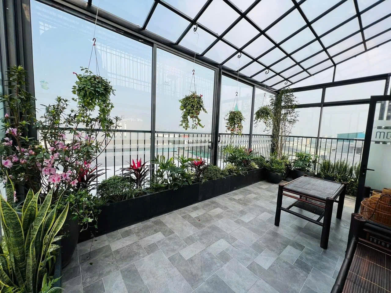 NHÀ LÔ GÓC, DOÃN KẾ THIẾN,GARA OTO TRÁNH,THANG MÁY,KINH DOANH:74MX6T,MT:5M, 28TY 15995112