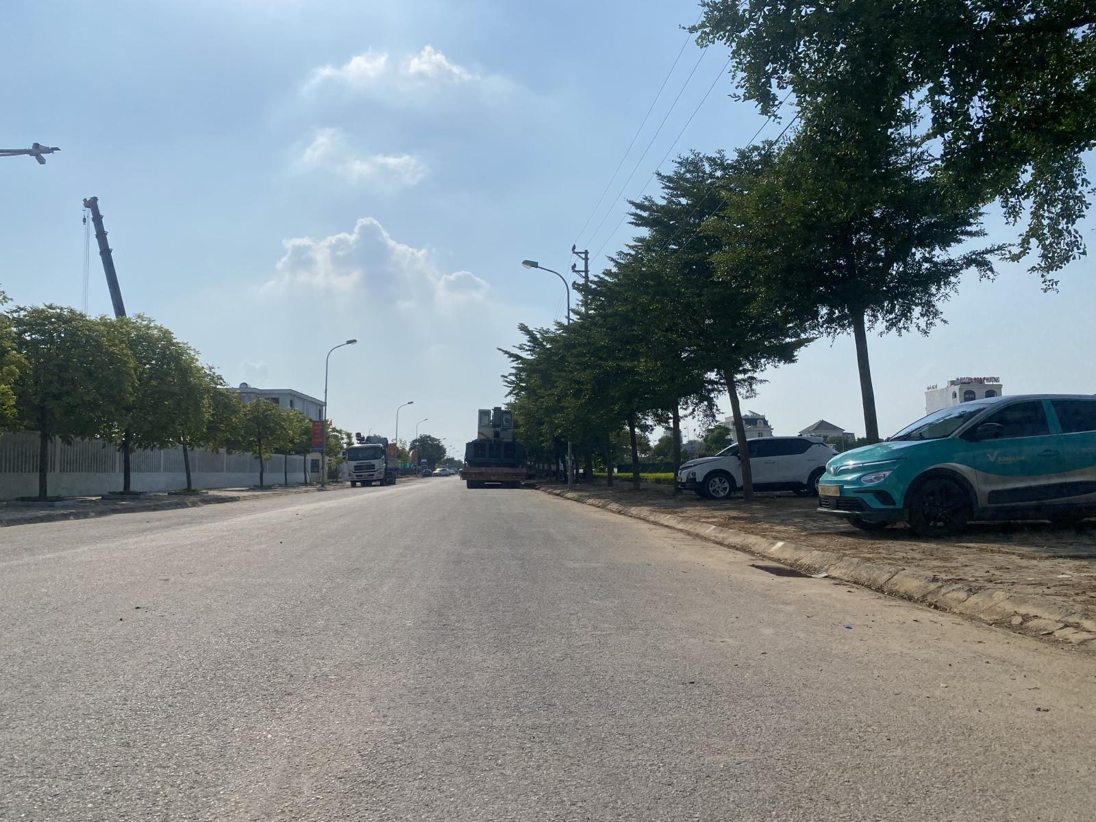 BÁN LK4 KHU B KĐT CIENCO5 MÊ LINH,GIÁ 5X TRIỆU/M.LH CHÍNH CHỦ MR QUANG 0963.688.777 15995142