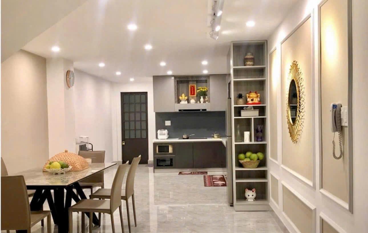 Bán nhanh nhà 4 tầng trung tâm hải châu đà nẵng 15995159