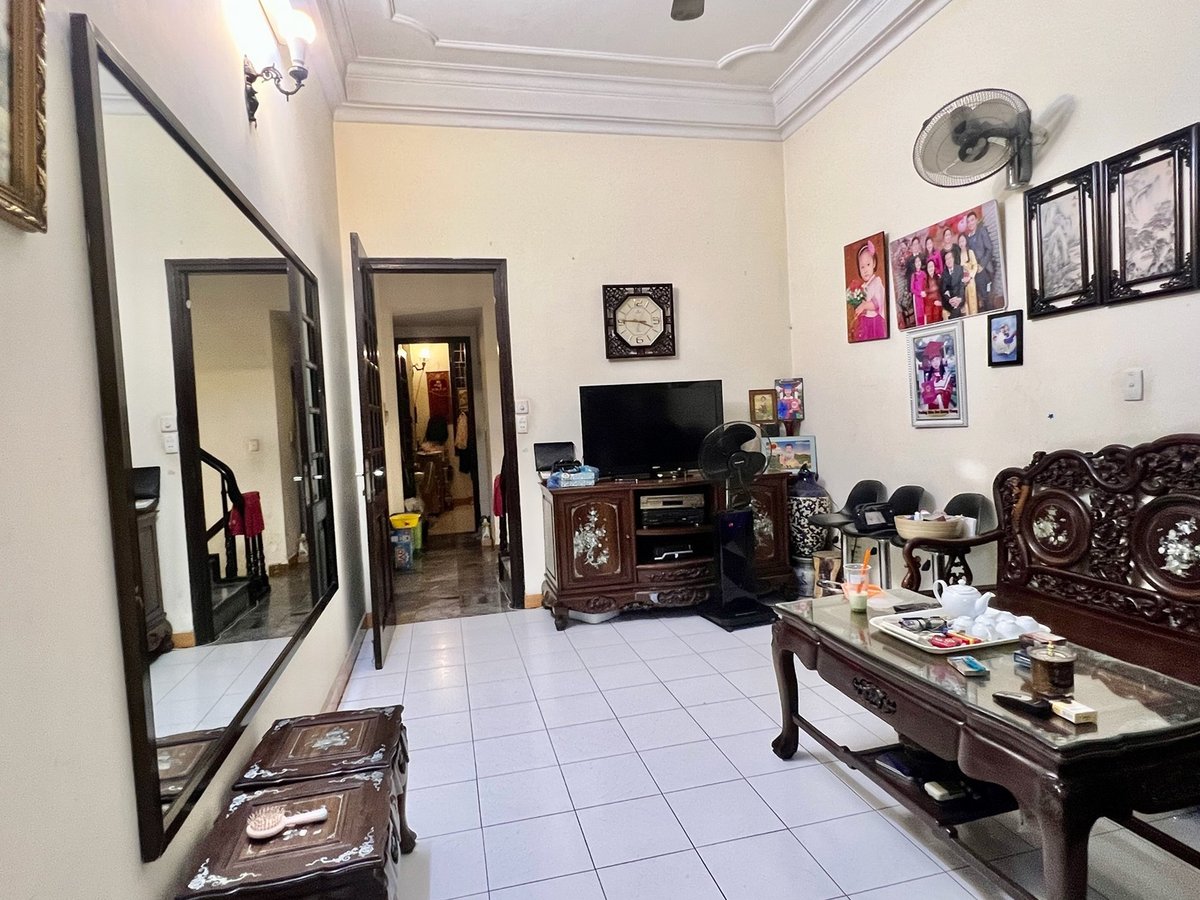 Bán Nhà Mặt Phố + 1 Mặt Ngõ Tây Sơn. Đống Đa. Ô Tô. Vỉa Hè. DT 55m2. 4 Tầng. Giá 25.5 Tỷ. 15995162