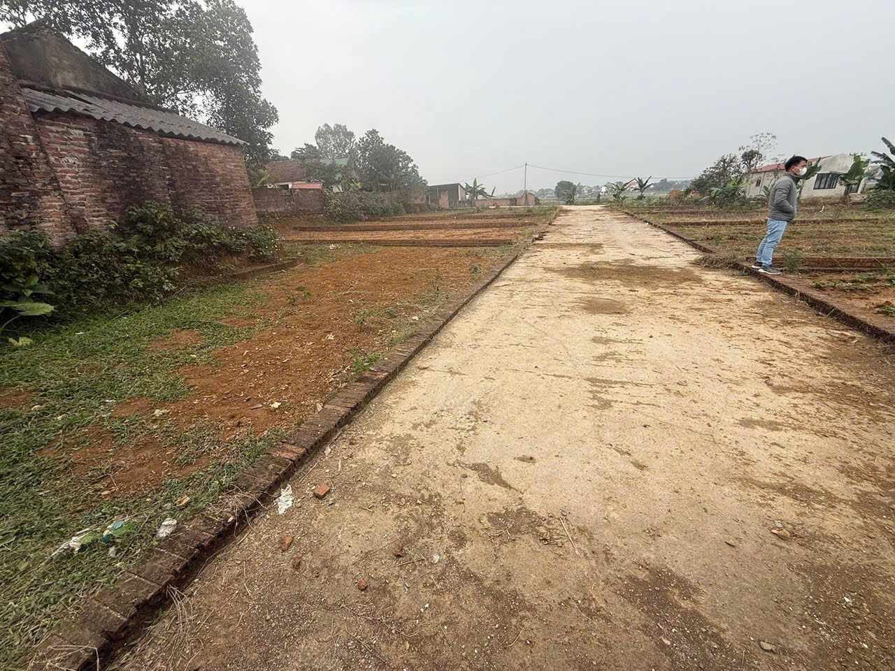 GIÁ CHỈ CÓ 7,2 TR CHO MỘT MẾT VUÔNG -- DT 105 M FUN THỔ CƯ TÍNH RA  CHỈ CÓ HƠN 700 TR ĐÒNG ,QUÝ NHÀ 15995165