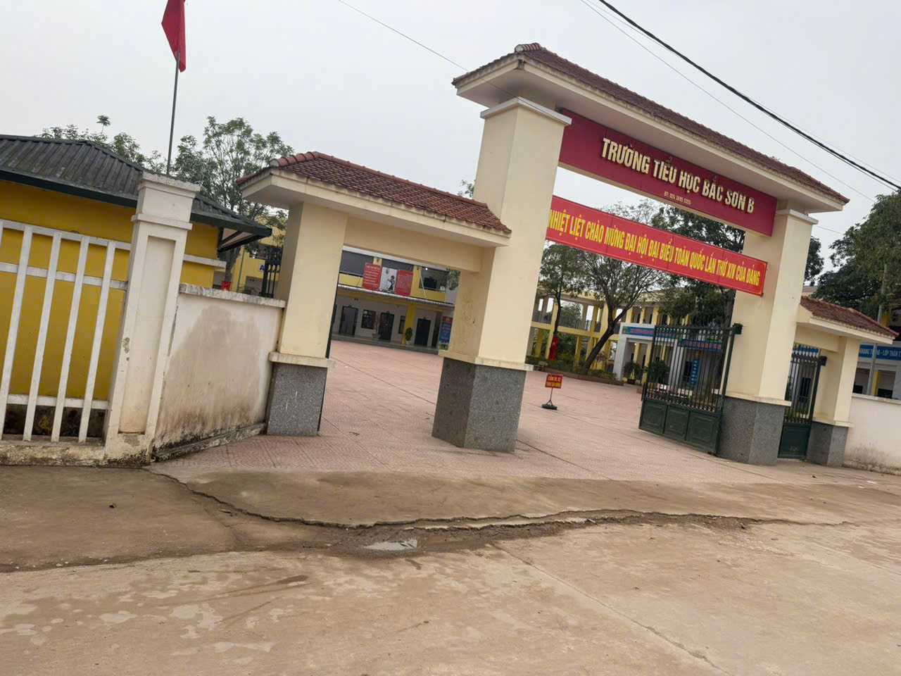 GIÁ CHỈ CÓ 7,2 TR CHO MỘT MẾT VUÔNG -- DT 105 M FUN THỔ CƯ TÍNH RA  CHỈ CÓ HƠN 700 TR ĐÒNG ,QUÝ NHÀ 15995165