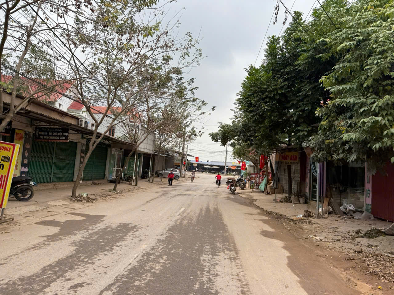 GIÁ CHỈ CÓ 7,2 TR CHO MỘT MẾT VUÔNG -- DT 105 M FUN THỔ CƯ TÍNH RA  CHỈ CÓ HƠN 700 TR ĐÒNG ,QUÝ NHÀ 15995165