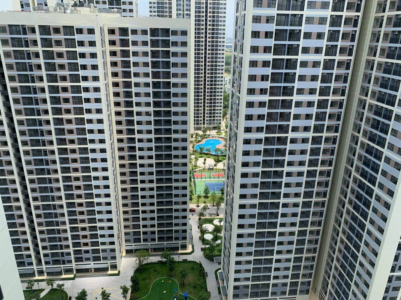 BÁN  CĂN GÓC 2PN+ TẠI VINHOMES Q9 – NGUYỄN XIỂN – GIÁ TỐT 15995180