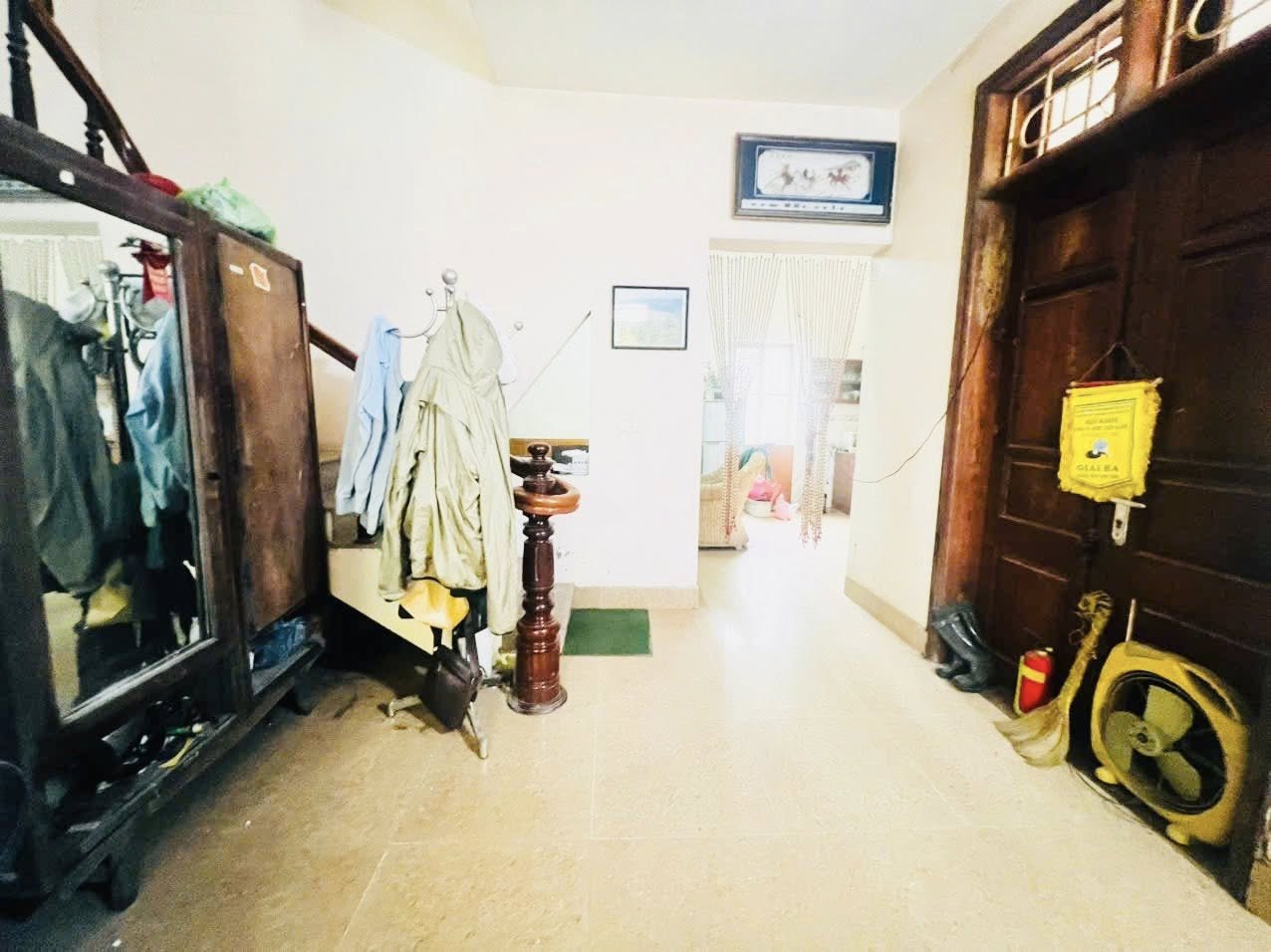 
NHÀ NGÕ 521 AN DƯƠNG VƯƠNG, TÂY HỒ-KD-Ô TÔ:198M X3T, MT 12M, GIÁ 25,5 TỶ. 15995182