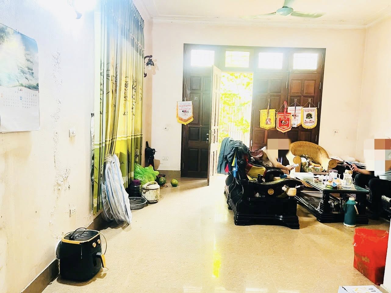 
NHÀ NGÕ 521 AN DƯƠNG VƯƠNG, TÂY HỒ-KD-Ô TÔ:198M X3T, MT 12M, GIÁ 25,5 TỶ. 15995182