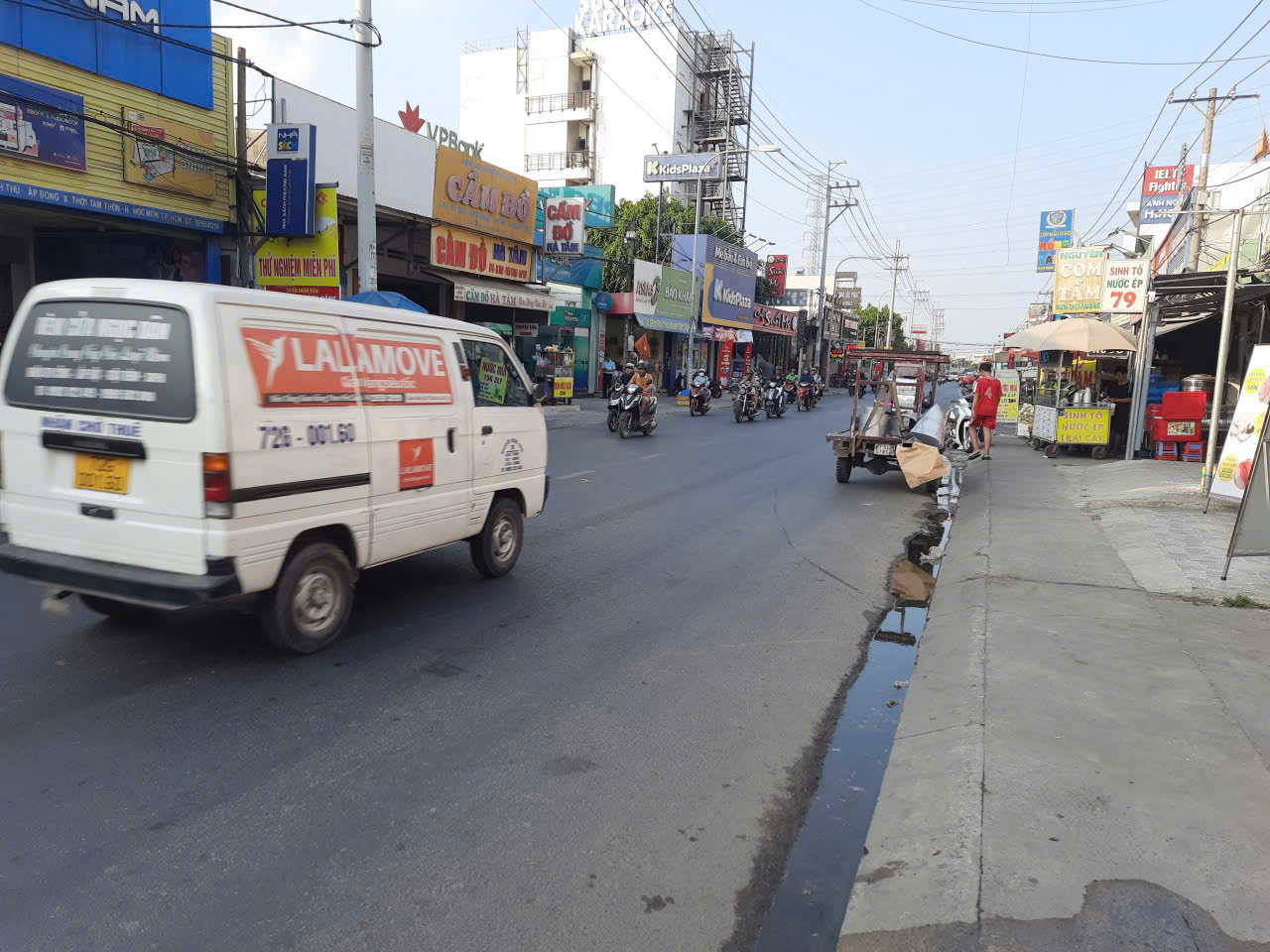 CHO THUÊ NHÀ MẶT TIỀN ĐƯỜNG NGUYỄN ẢNH THỦ , TRUNG MỸ TÂY , VỊ TRÍ KINH DOANH ĐẮC ĐỊA 15995185