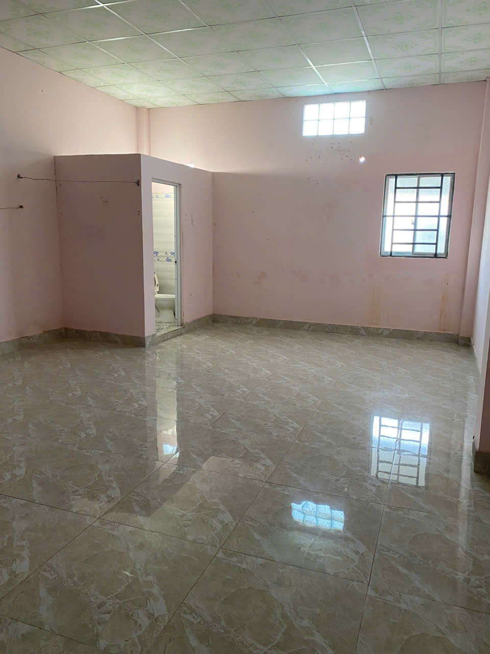 CHO THUÊ NHÀ XƯỞNG QUẬN 12 , TRUNG MỸ TÂY , 150M², XE TẢI VÀO TẬN NƠI 15995189