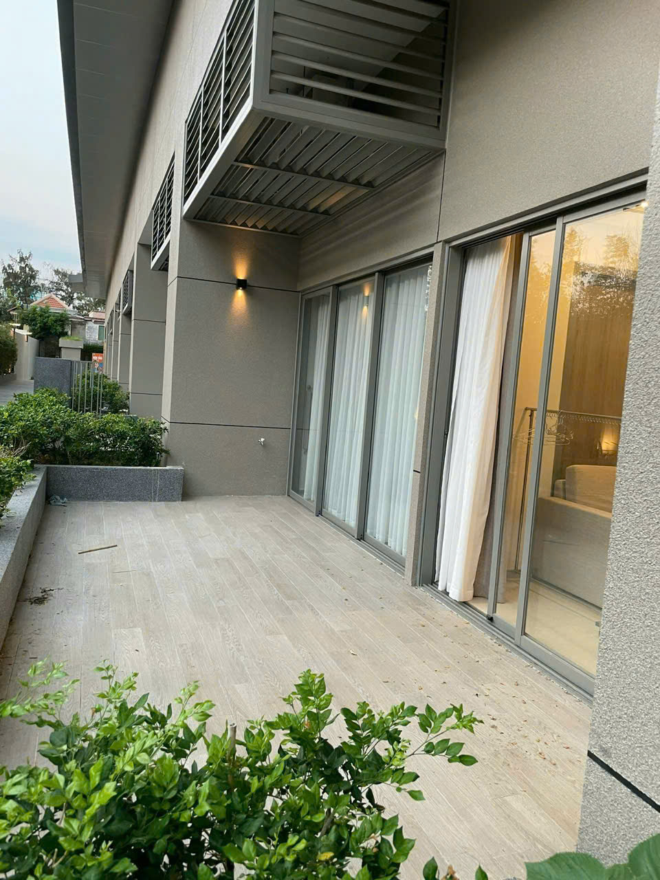 CHO THUÊ TẦNG TRỆT VIEW BIỂN – NGAY THÁP TAM THẮNG VŨNG TÀU – DỰ ÁN THE SONG DU LỊCH BIỂN 5 SAO 15995191