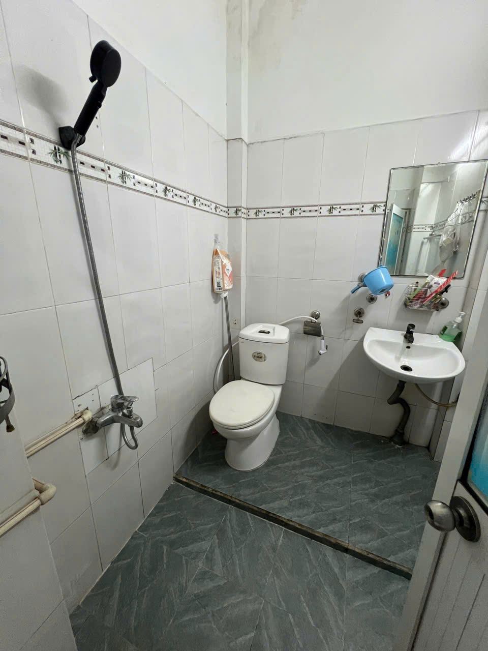 CHO THUÊ NHÀ MẶT TIỀN ĐƯỜNG ĐÔNG BẮC , PHƯỜNG TRUNG MỸ TÂY , QUẬN 12 15995242