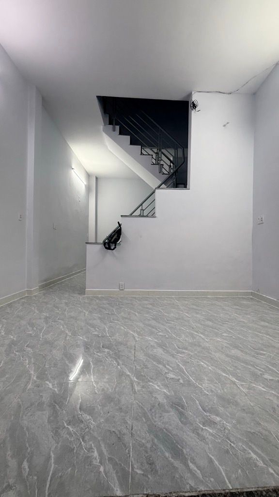 NGAY TRUNG TÂM - BÌNH TÂN- CÂY XĂNG THANH NGA- CHỢ LÊ VĂN QUỚI- NGÃ TƯ BỐN XÃ. 15995246