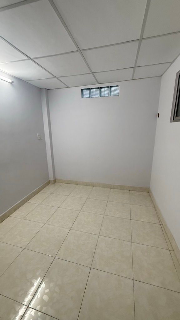 NGAY TRUNG TÂM - BÌNH TÂN- CÂY XĂNG THANH NGA- CHỢ LÊ VĂN QUỚI- NGÃ TƯ BỐN XÃ. 15995246