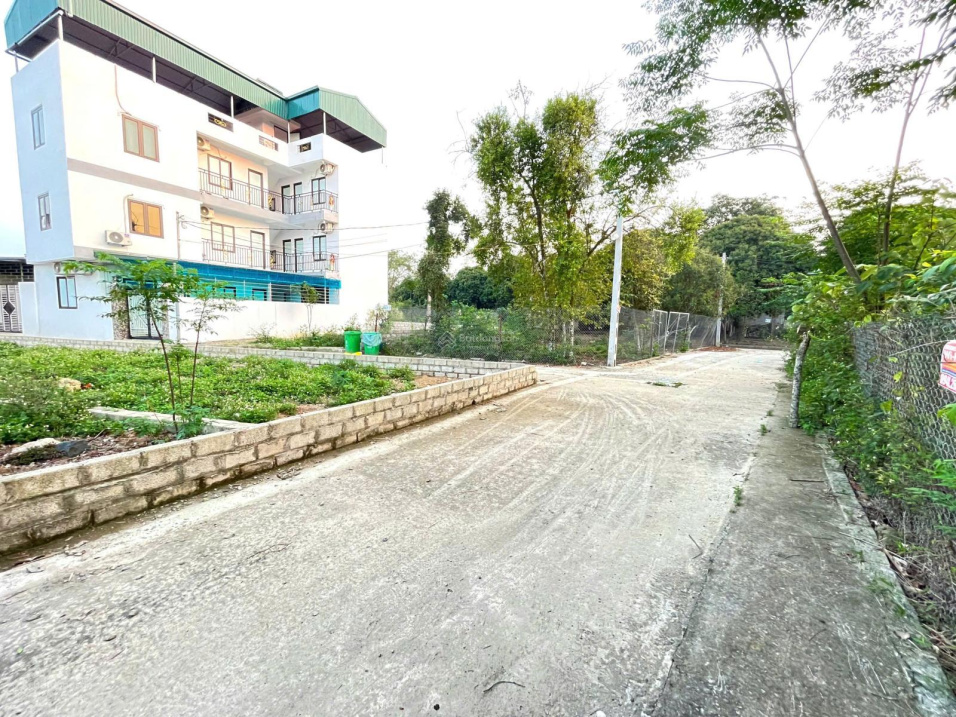 BÁN ĐẤT XÂY NHÀ TRỌ TÂM ĐIỂM KHU CÔNG NGHỆ CAO HÒA LẠC SÁT CÁC TRƯỜNG ĐẠI HỌC LỚN 15995250