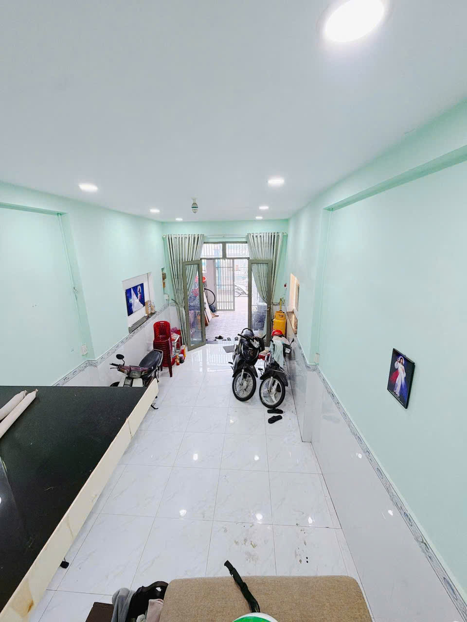 SIÊU PHẨM XÓM CHIẾU, P.13, QUẬN 4, HỒ CHÍ MINH - NHÀ NỞ HẬU TÀI LỘC. 15995270