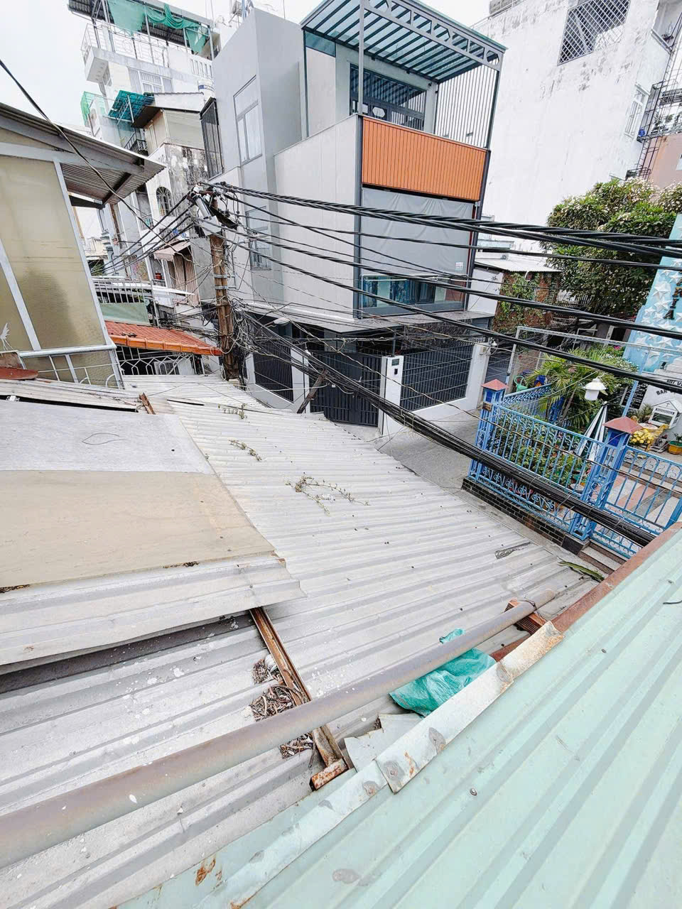 SIÊU PHẨM XÓM CHIẾU, P.13, QUẬN 4, HỒ CHÍ MINH - NHÀ NỞ HẬU TÀI LỘC. 15995270