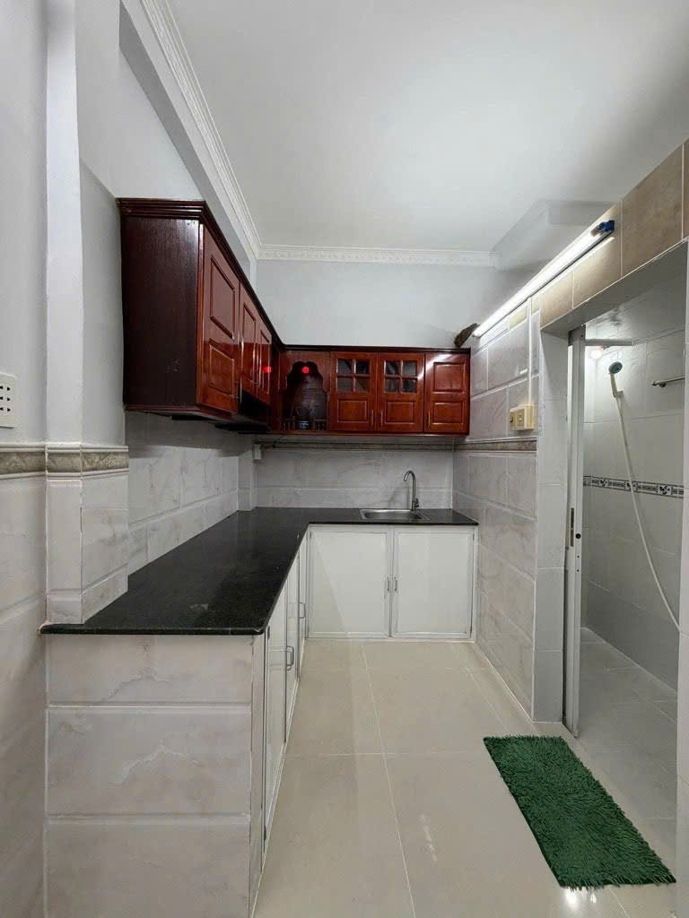 Bán nhà Đường Đoàn Văn Bơ, Phường 13, Quận 4, Hồ Chí Minh. 15995288