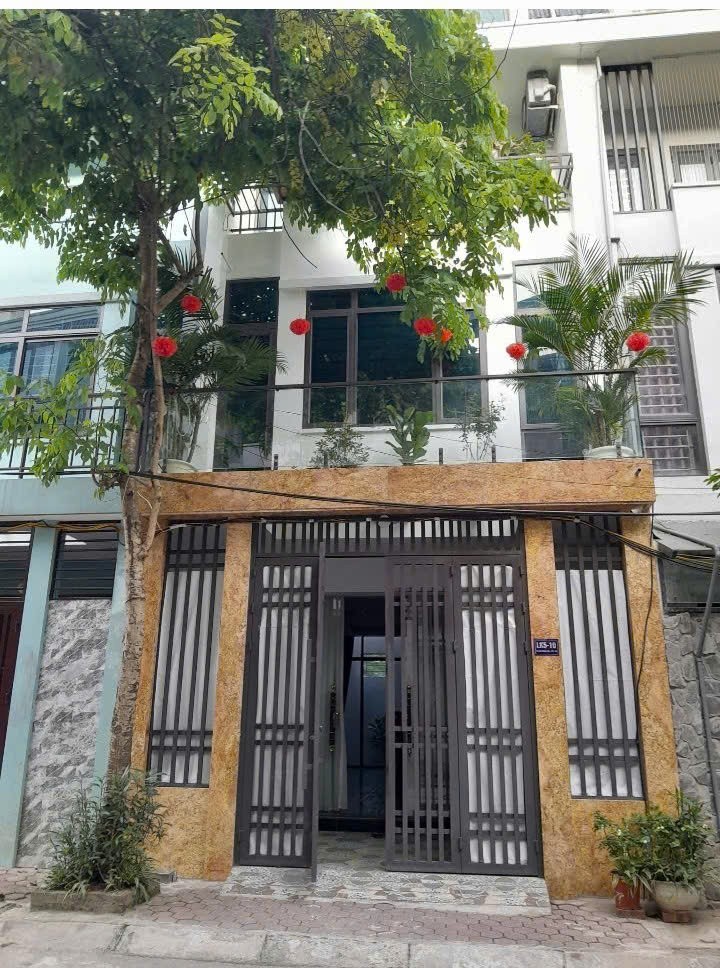 CHÍNH CHỦ CẦN CHO THUÊ NHANH CĂN NHÀ liền kề khu đô thị Hacomland. Duyên Thái Ngọc Hồi 15995292