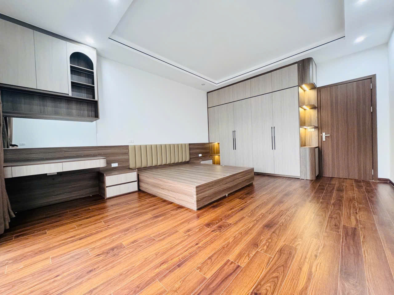 🔥 BÁN NHÀ TRUNG TÂM THẠCH BÀN – 55m², 7 TẦNG, THANG MÁY, Ô TÔ ĐỖ CỬA 🔥 15995348