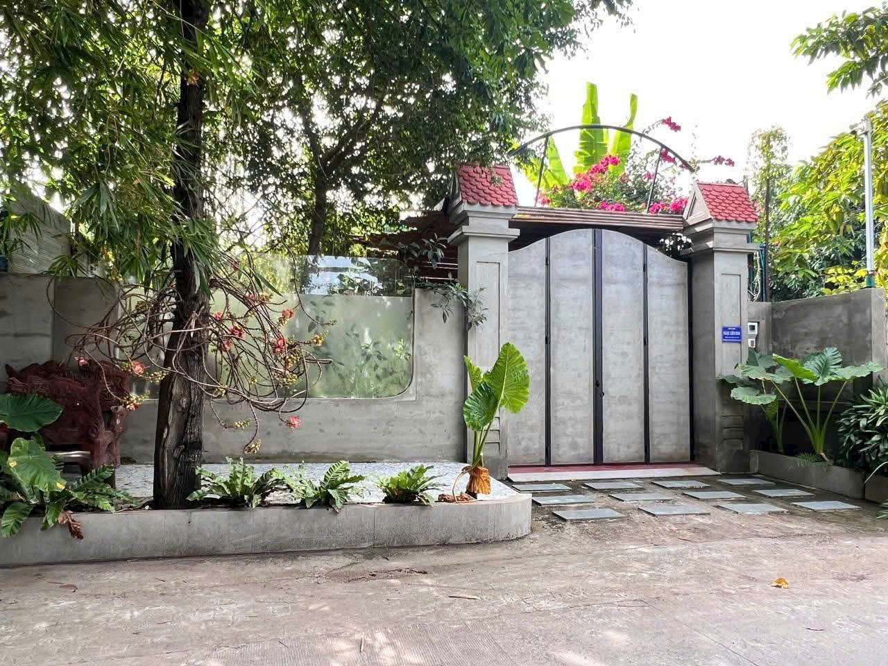 BIỆT THỰ SÂN VƯỜN MẶT SÔNG 370m² – VIEW SÔNG SÀI GÒN GIÁ CHỈ 13.95 TỶ 15995379