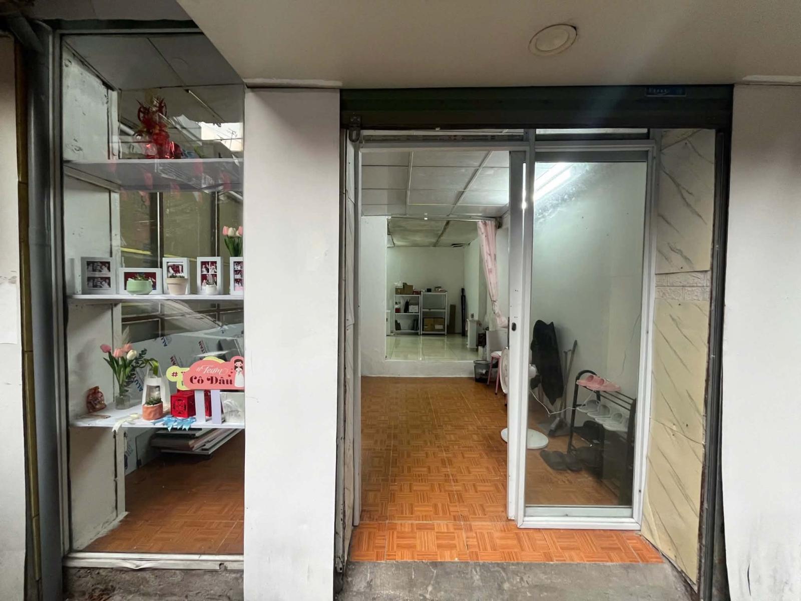 CHO THUÊ MẶT BẰNG KINH DOANH TẦNG 1 TẠI THANH XUÂN, HÀ NỘI 15995395