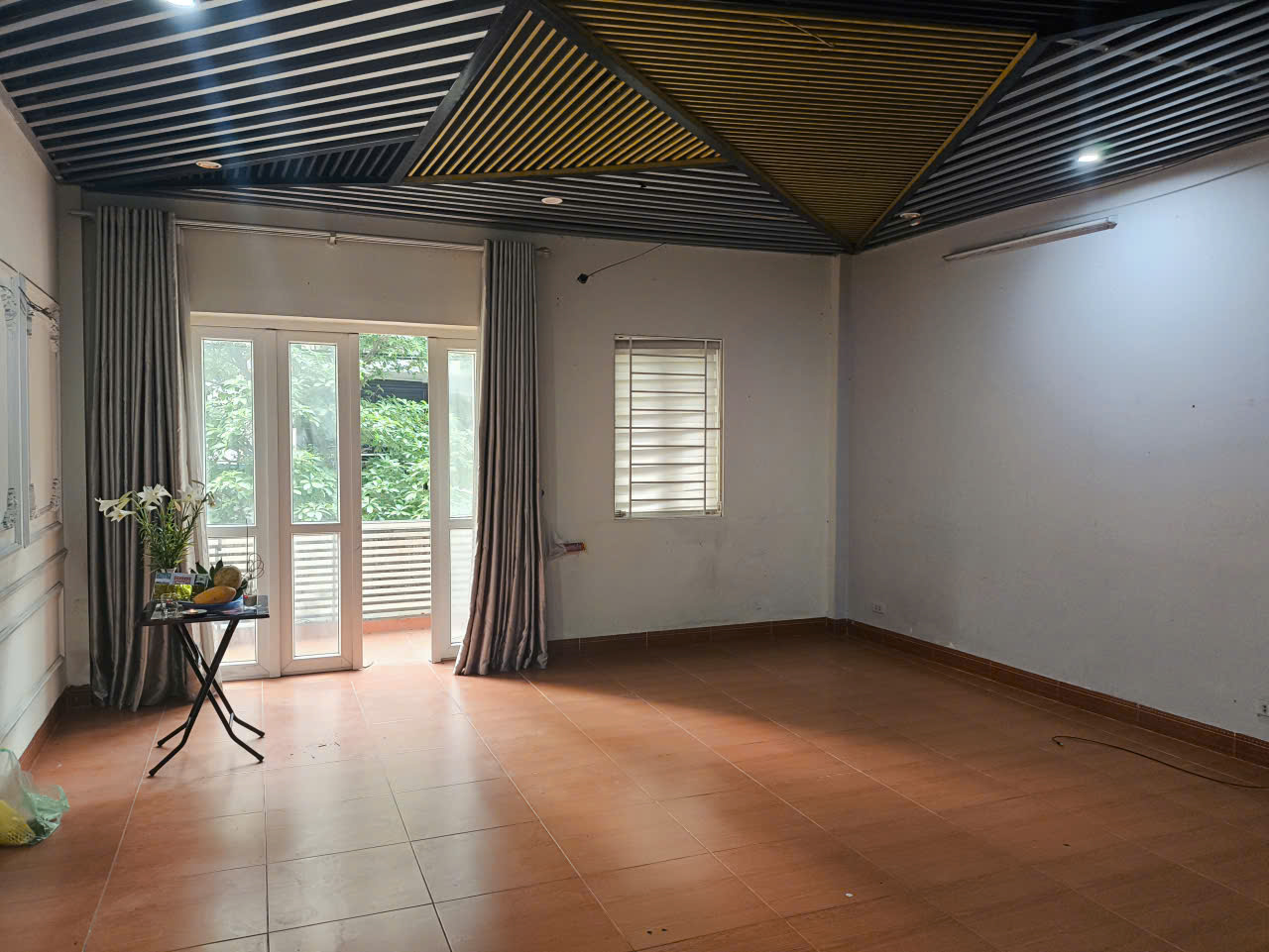 CHÍNH CHỦ CHO THUÊ TẦNG 2 KHÉP KÍN – KĐT ĐẤT DỊCH VỤ MỖ LAO, HÀ ĐÔNG GIÁ CHỈ 5 TRIỆU 15995397