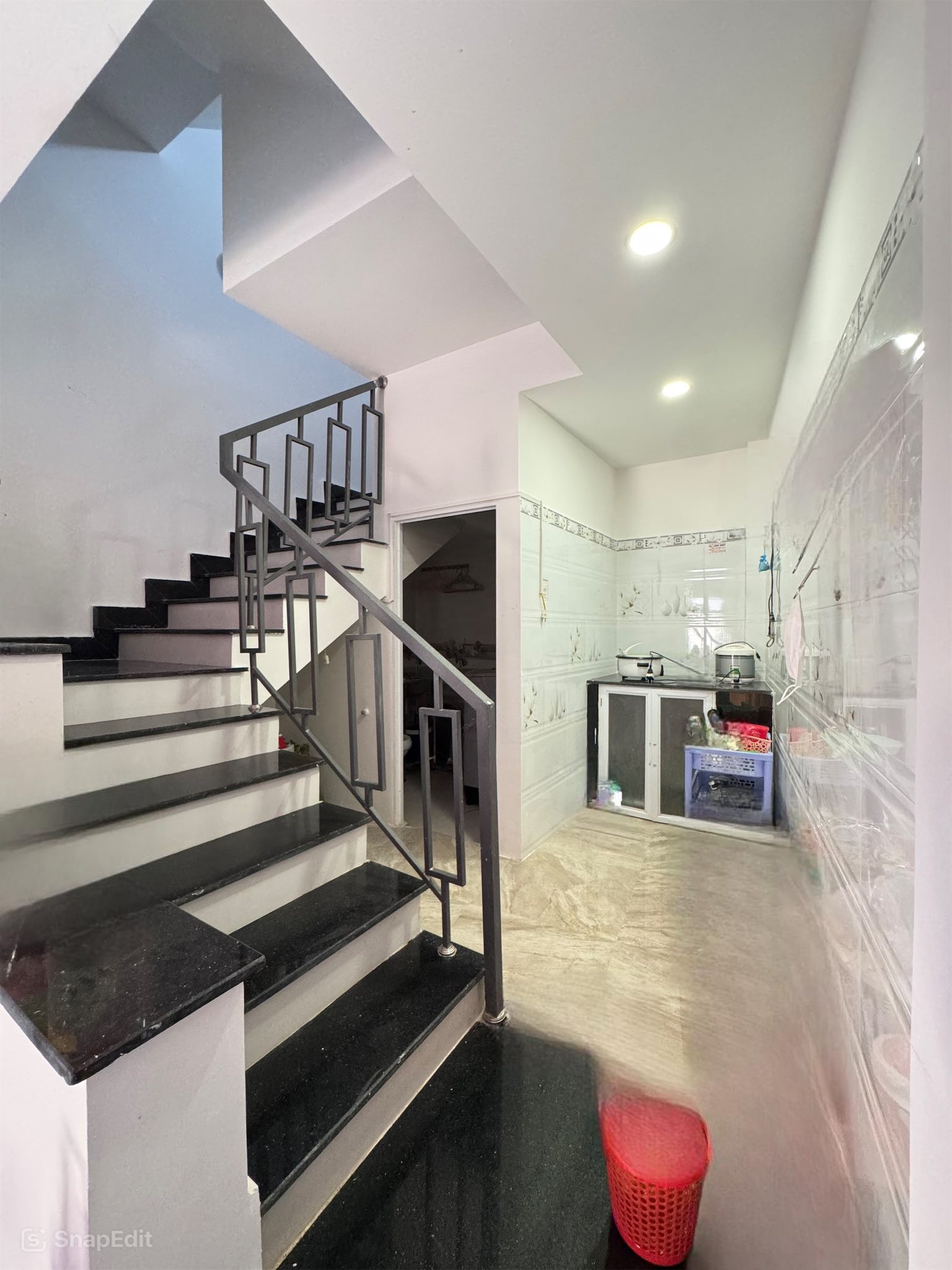 BÁN NHÀ 3 TẦNG MÊ ĐÚC KIÊN CỐ HẺM CẦU BÈ ĐƯỜNG Ô TÔ TẬN NƠI PHƯỜNG TÂY NHA TRANG 15995408