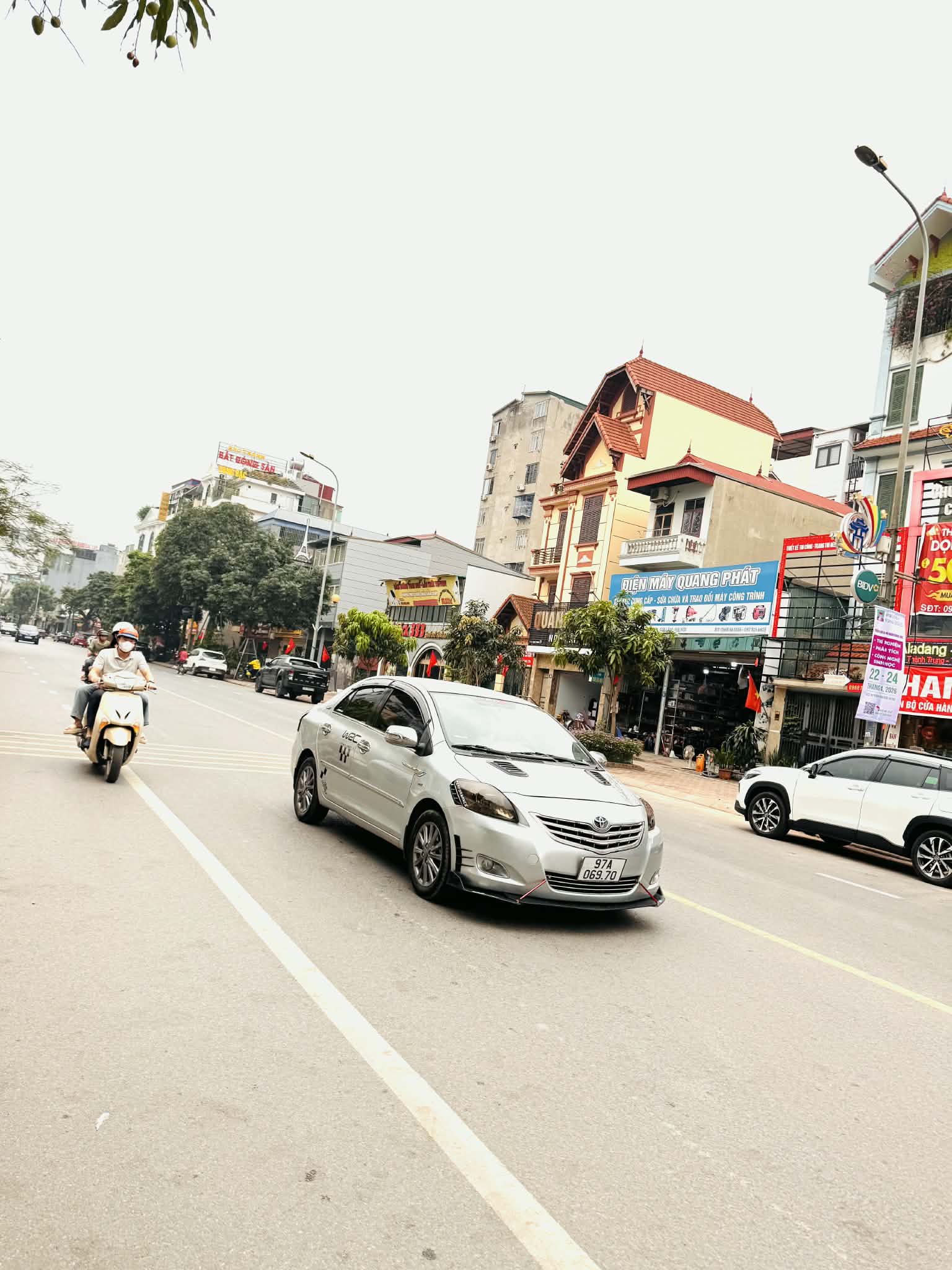 Bán đất mặt phố đường đôi Lý Thánh Tông/Trâu Quỳ 68m2 mtien 4.5m siêu kinh doanh 15995411