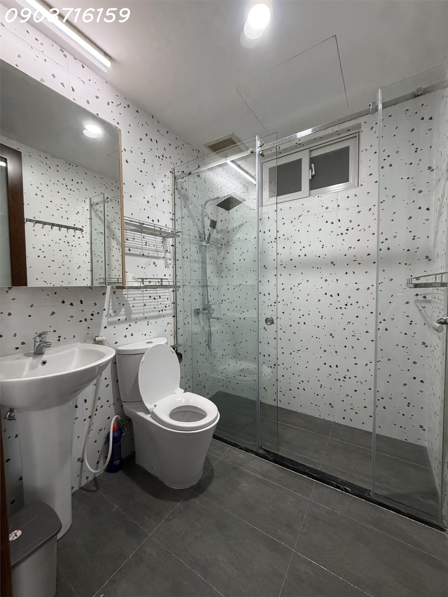 Chính chủ cho thuê căn hộ lô góc The Everrich 1, DT 100m2, 2PN + 2 WC, giá 19tr/tháng 15995412