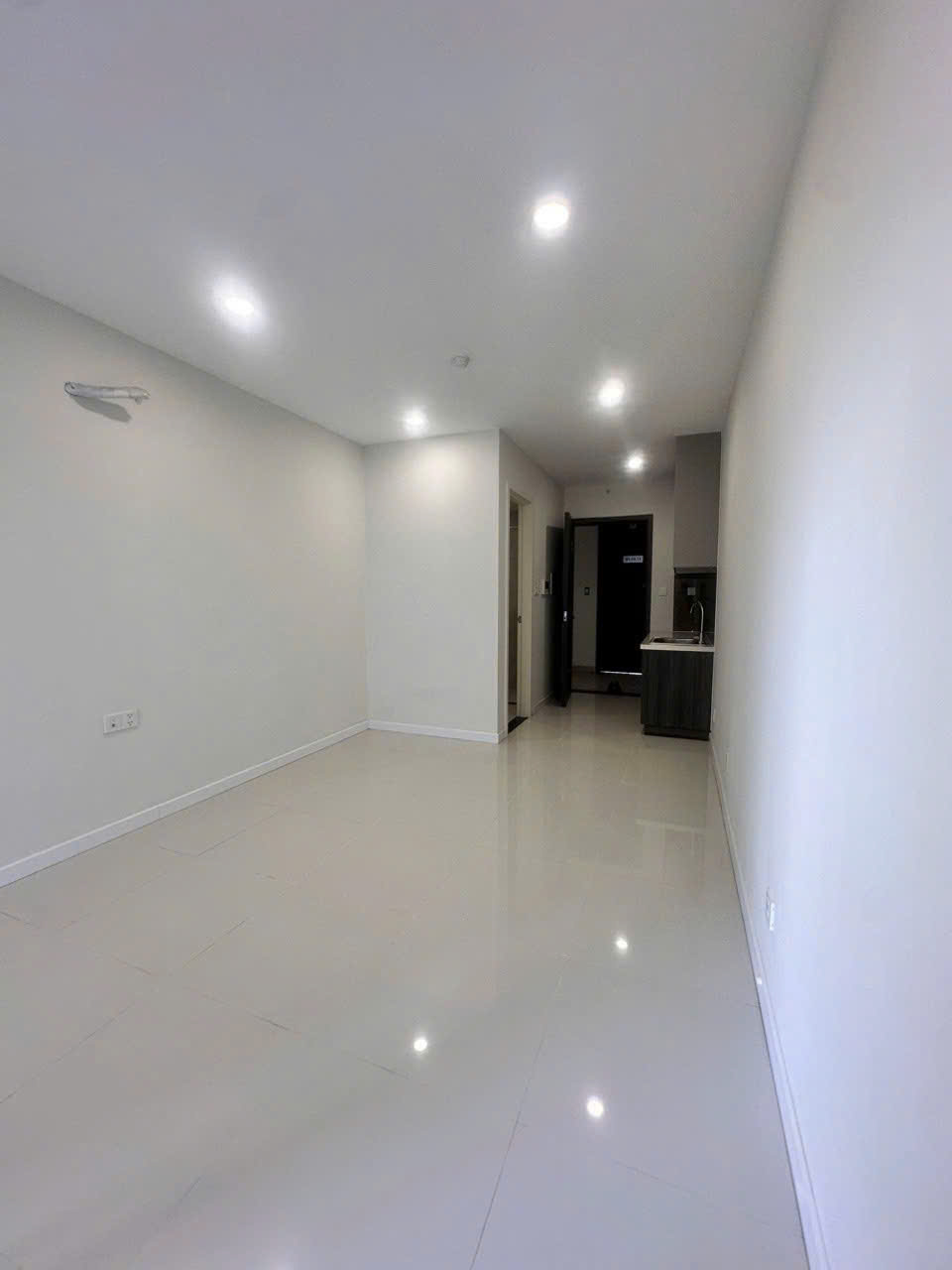 Bán nhanh căn officetel lavida q7 27m2 giá 2,05 tỷ bao hết,lh 0938839926 15995423