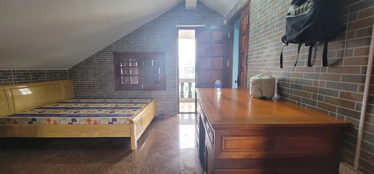 CHO THUÊ TẦNG 4 RỘNG RÃI – BẮC CẦU, LONG BIÊN – 7 TRIỆU/THÁNG 15995448