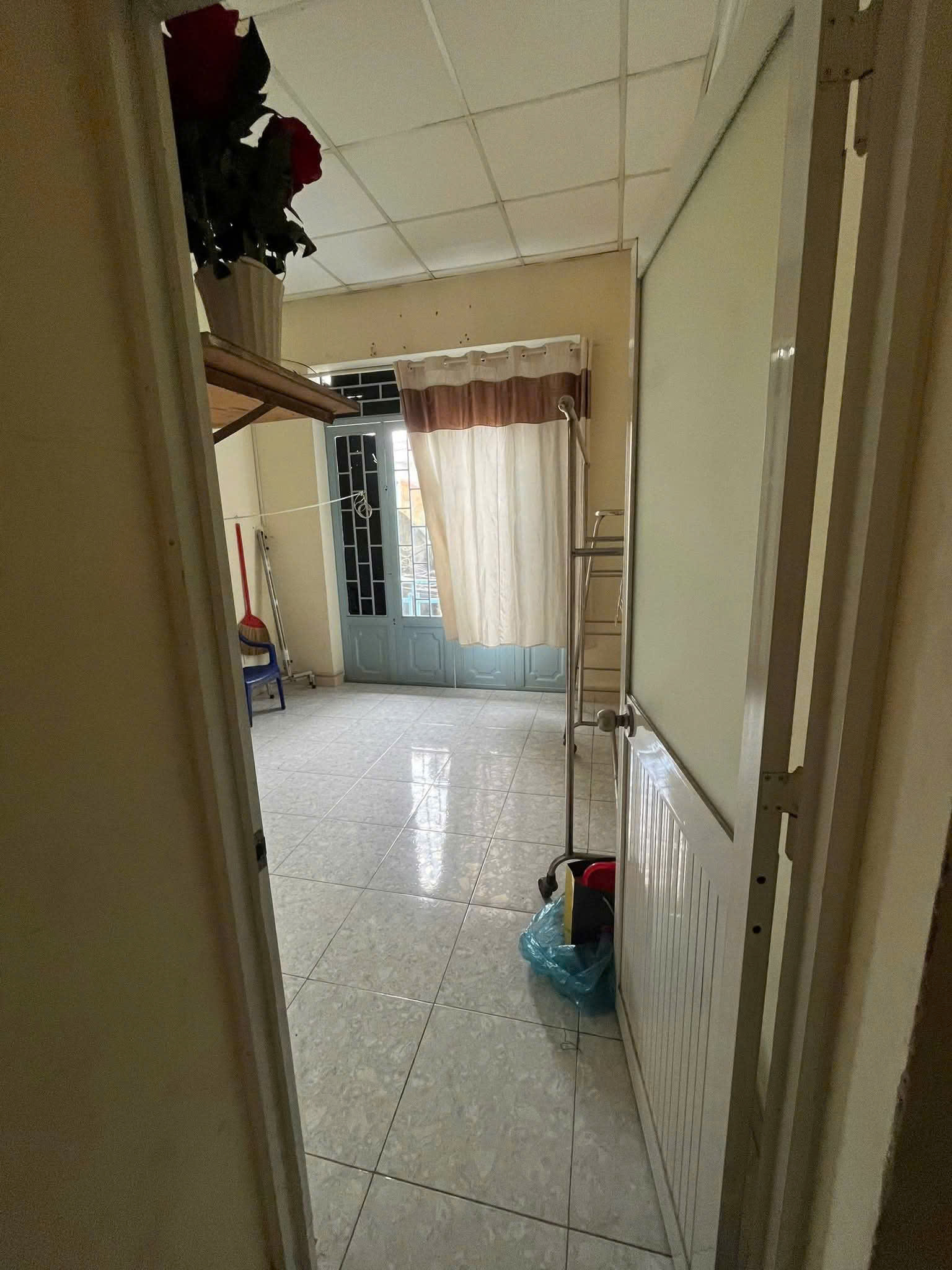 Nhà 1 lầu diện tích rộng 4mx18m nguyễn văn quá q12 15995480