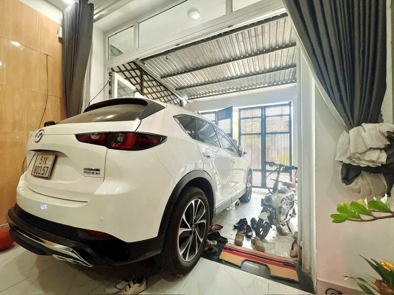 KÈO THƠM GIẢM 500TR – NHÀ 3 TẦNG 78M² – HẺM XE TẢI SÁT QUỐC LỘ 13 – GIÁ CHỈ 6.5 TỶ 15995487