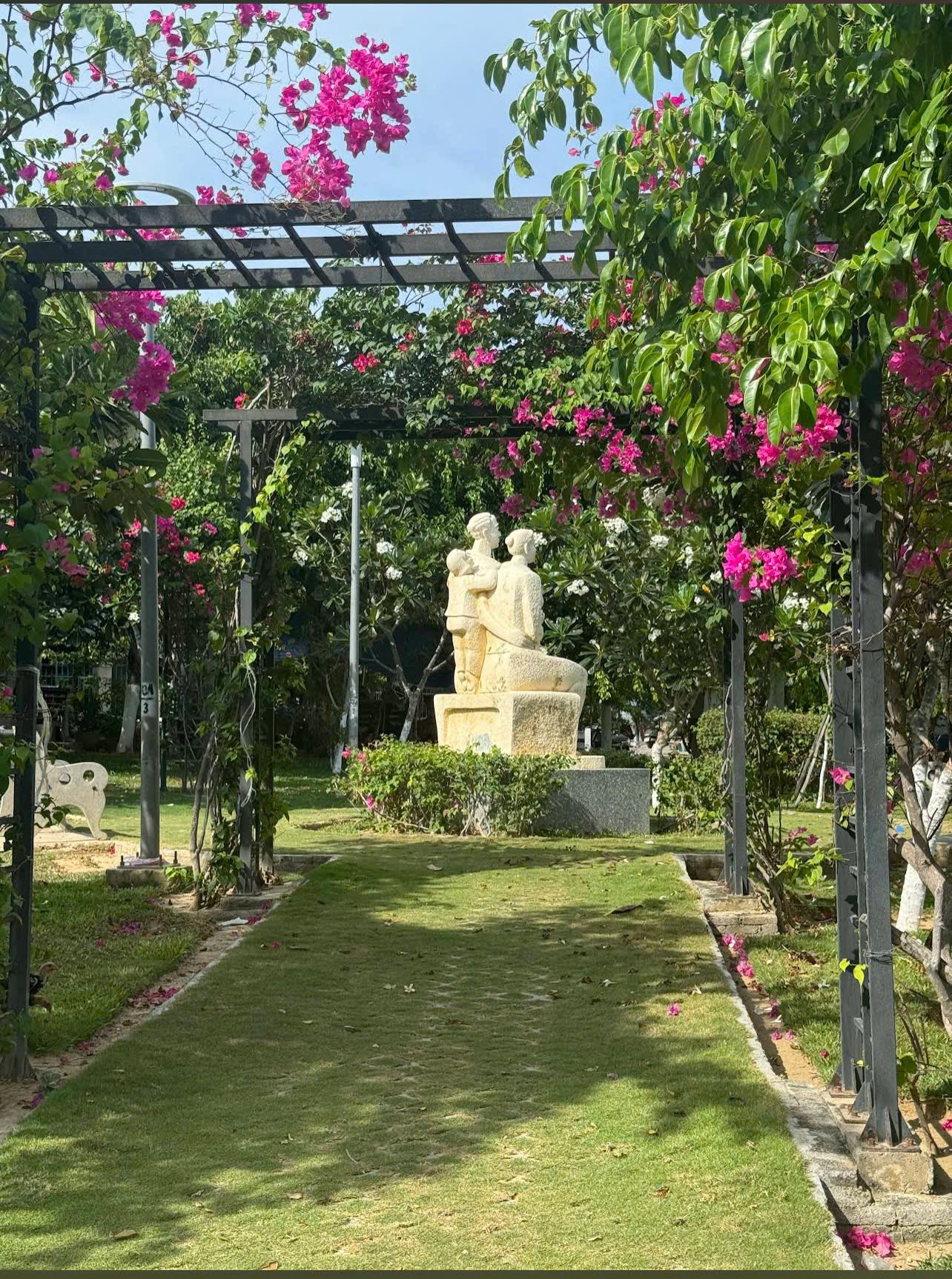 Nhà Gần Biển Nha Trang Đường Rộng 10m Khu Dân Cư 15995502