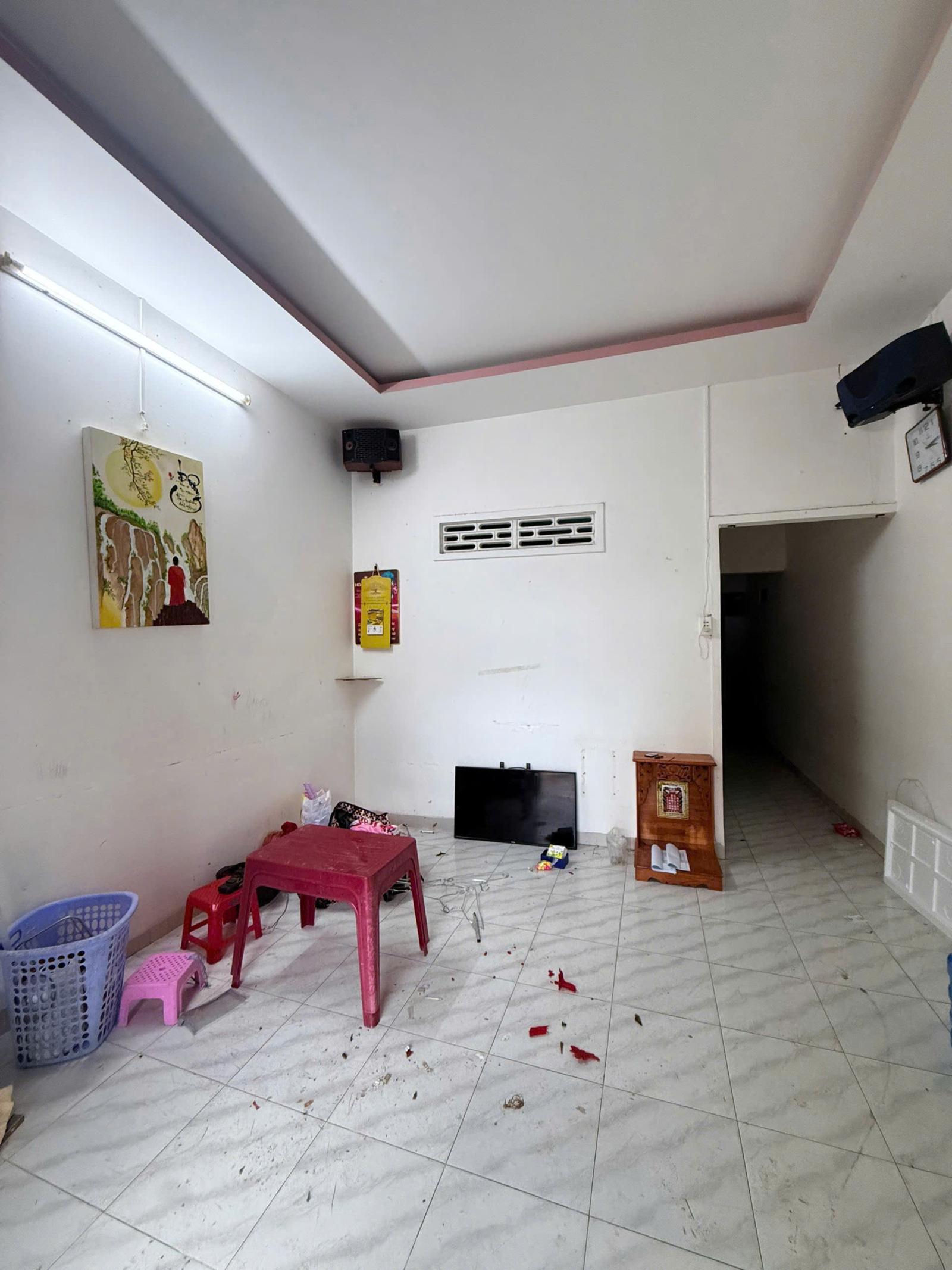 Nhà Gần Biển Nha Trang Đường Rộng 10m Khu Dân Cư 15995502