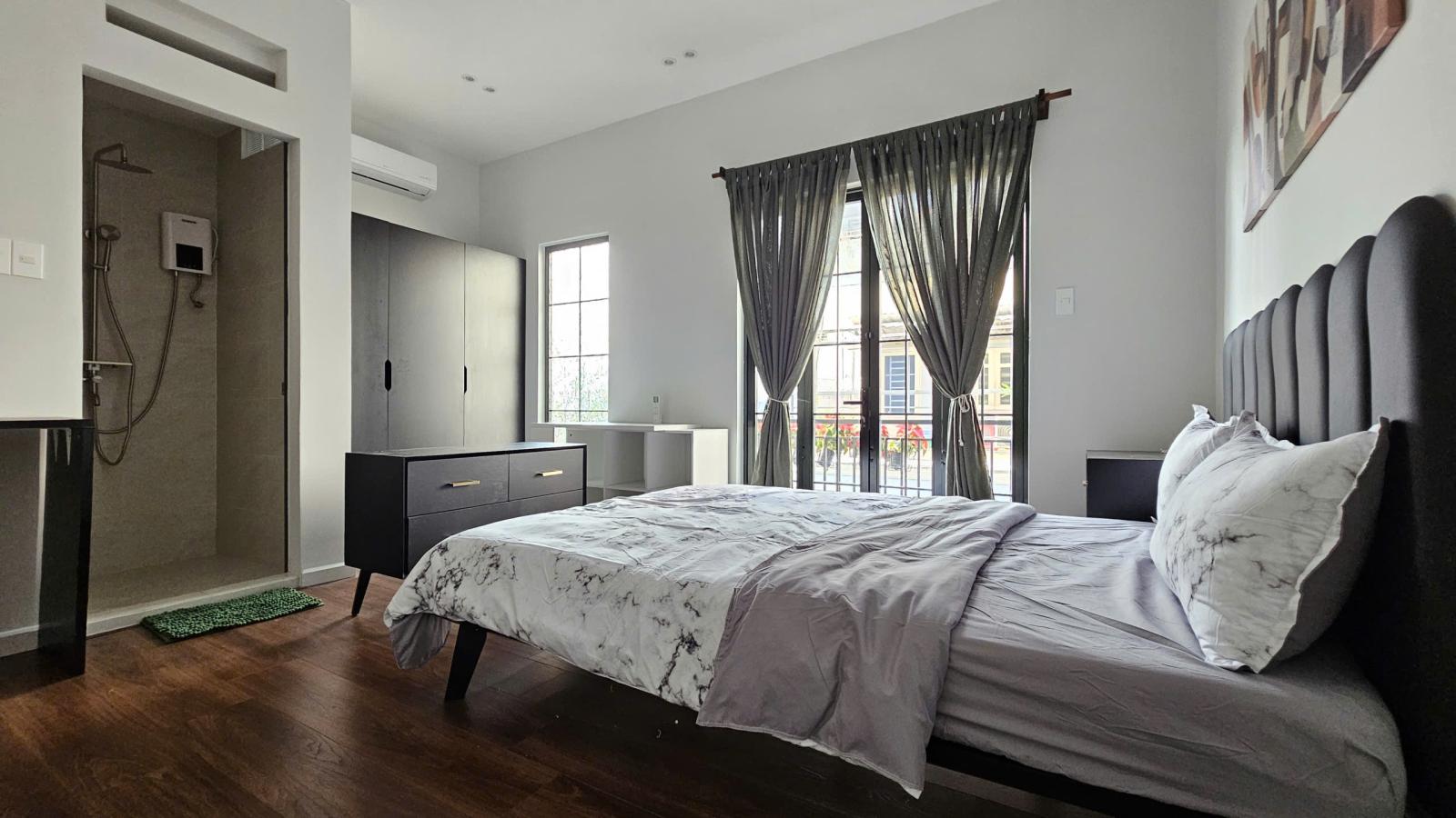 Bán nhà MT 307/23 Bàu Cát, P12, TB, 133m2, 2 tầng, 2PN, Đông Nam, SH, 15 tỷ. LH: 0898333313 15995520