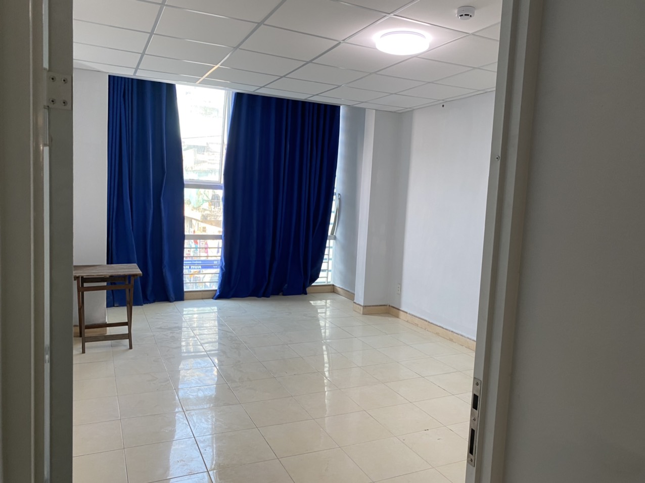 CHO THUÊ PHÒNG ĐẸP - VỊ TRÍ THUẬN TIỆN 15995527