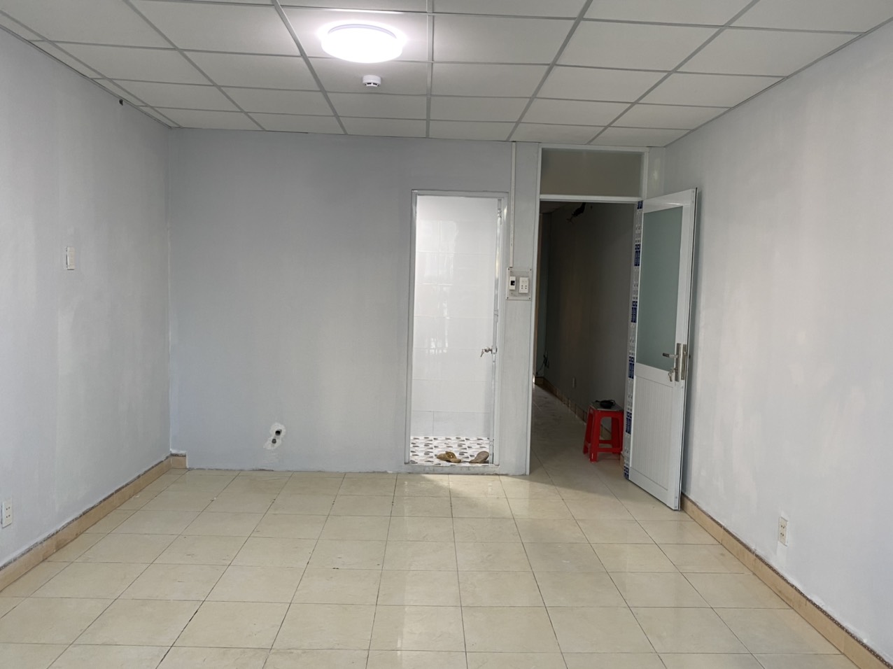 CHO THUÊ PHÒNG ĐẸP - VỊ TRÍ THUẬN TIỆN 15995527