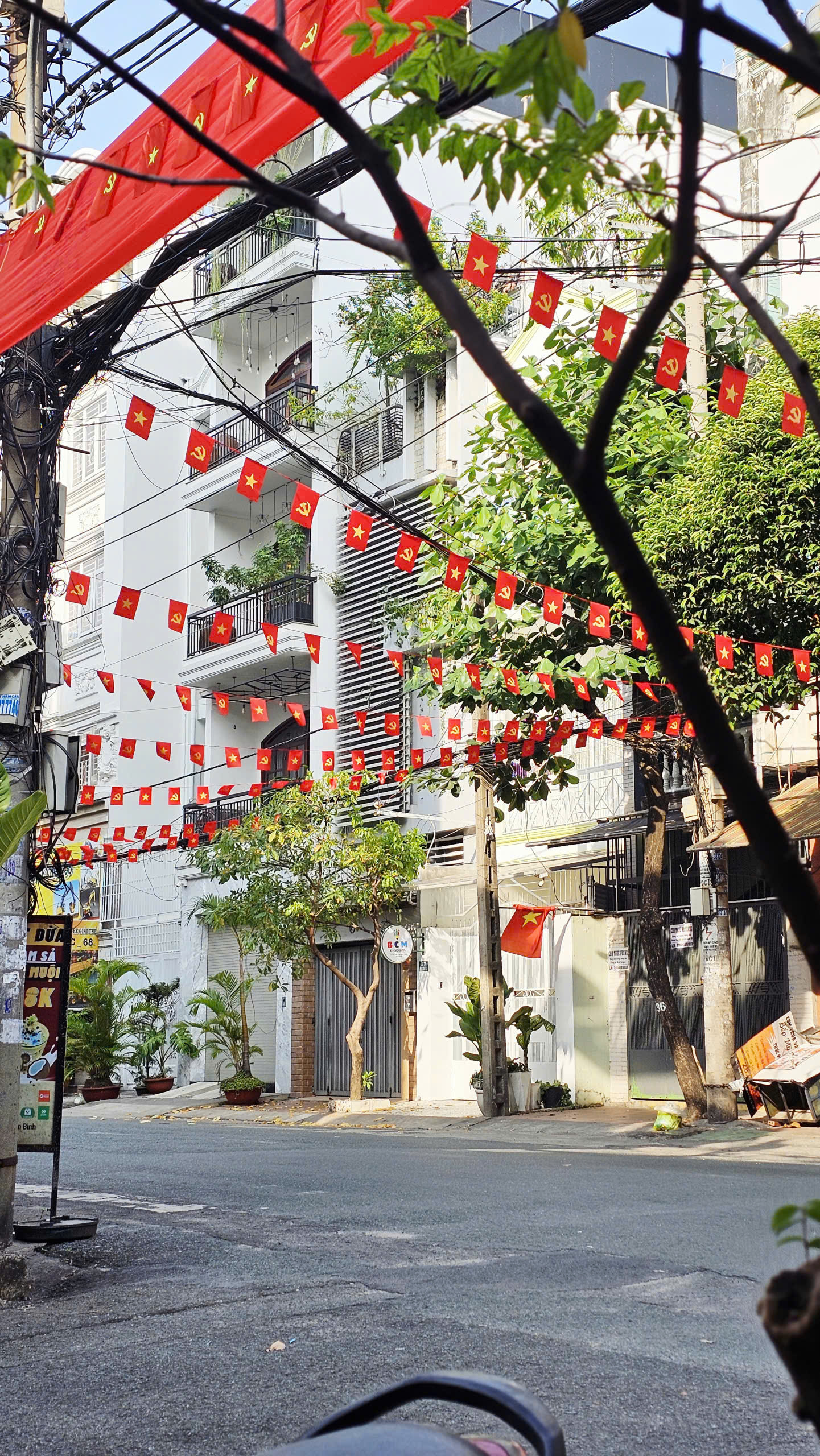 Nhà ngon 307/23 Bàu Cát, Tân Bình 133m2, 2T, 2PN, 2WC, 15 tỷ, SH. LH: 0898333313 15995529