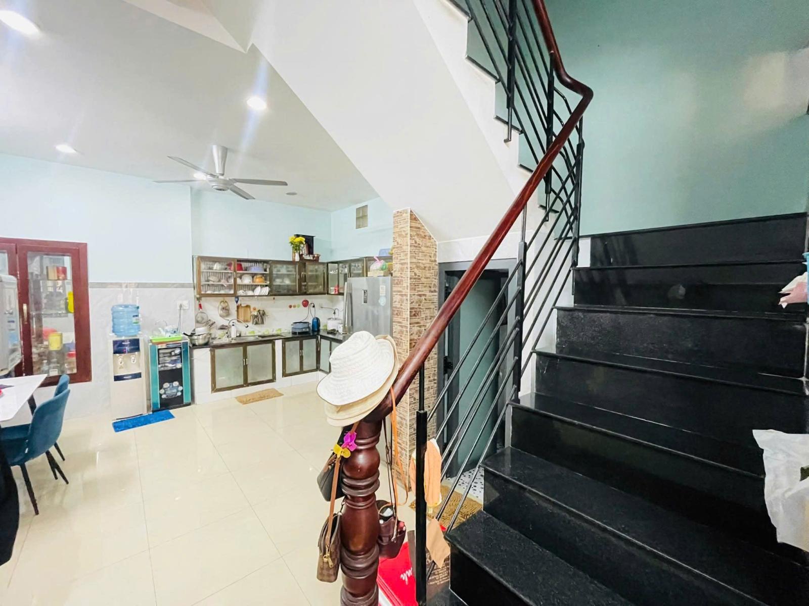 MẶT TIỀN HẺM XE TẢI THOẠI NGỌC HẦU 89M2 4 TẦNG BTCT SÂN THƯỢNG SHR CHỈ 11.3 TỶ 15995573