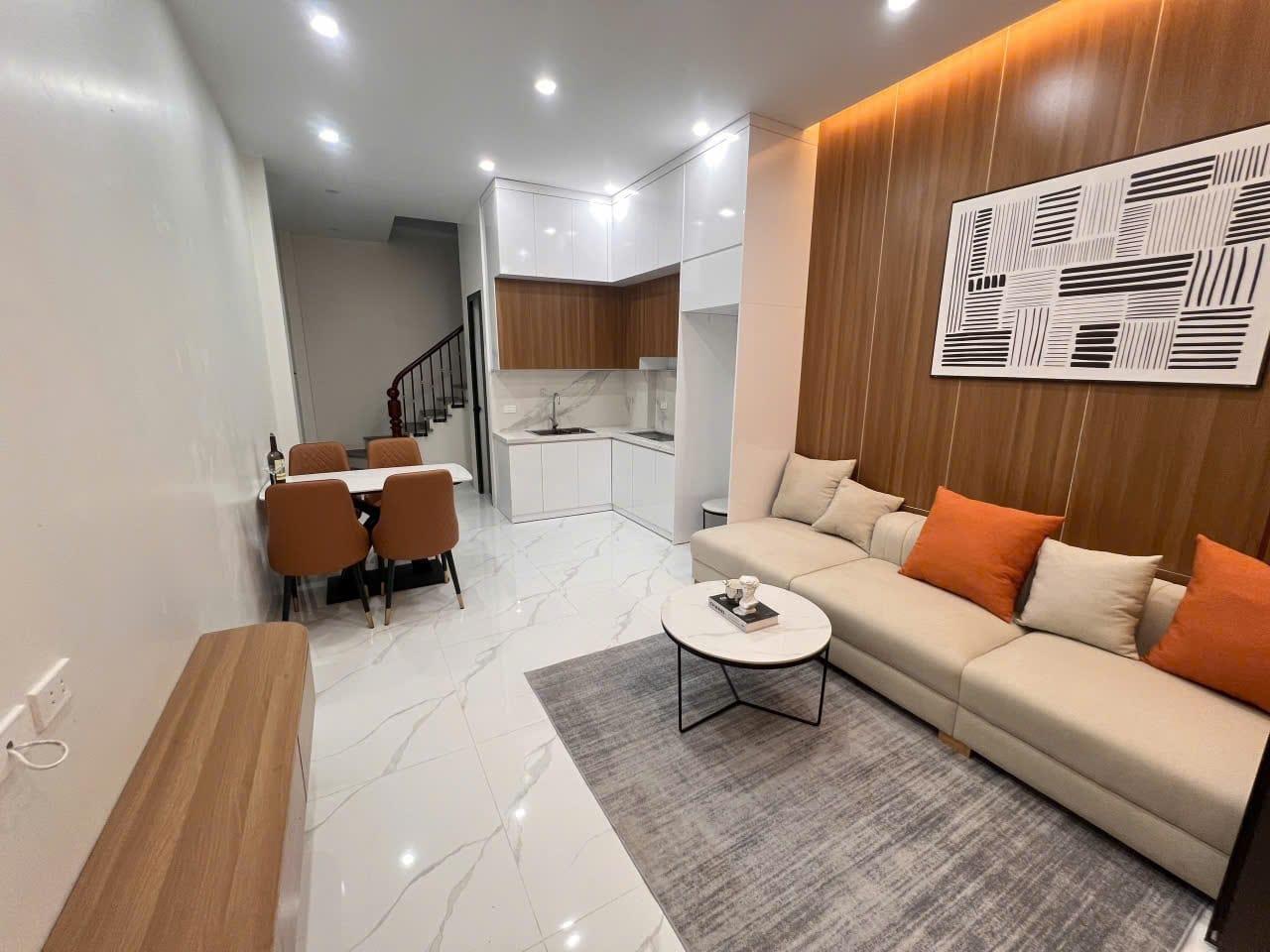 💥 💥 💥 💥 BÁN NHÀ PHÚC LỢI LONG BIÊN 7 CHỖ ĐỖ CỬA FULL NỘI THẤT NGÕ RIÊNG 15995619